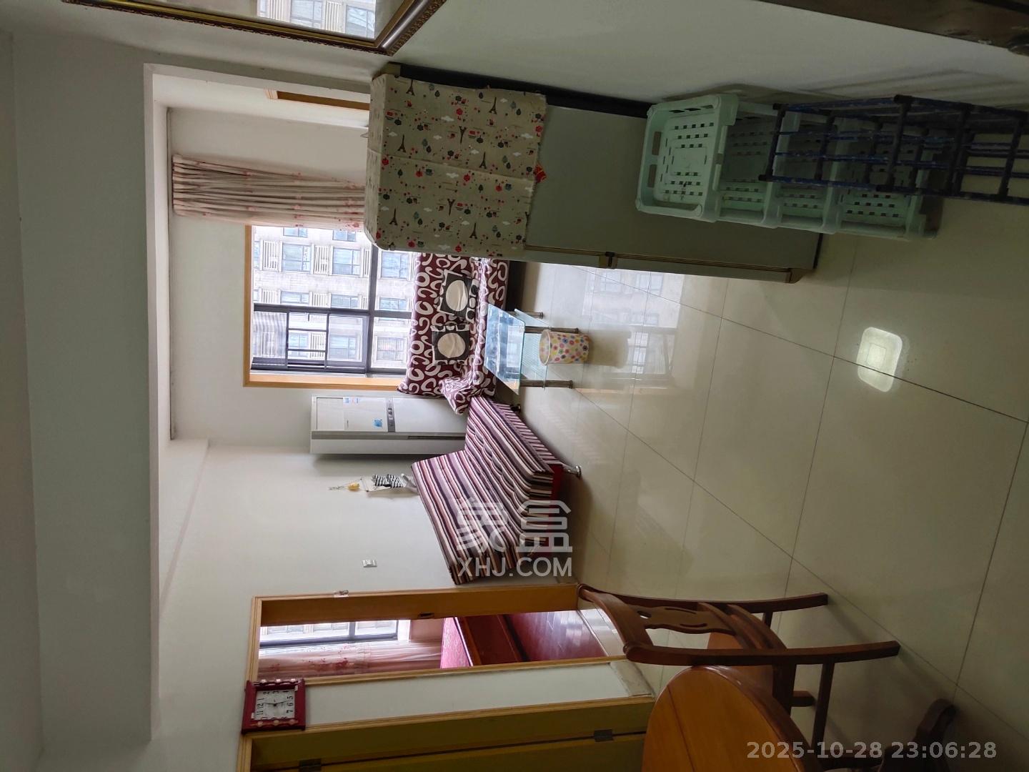 莱茵城  1室2厅1卫    1700.0元/月