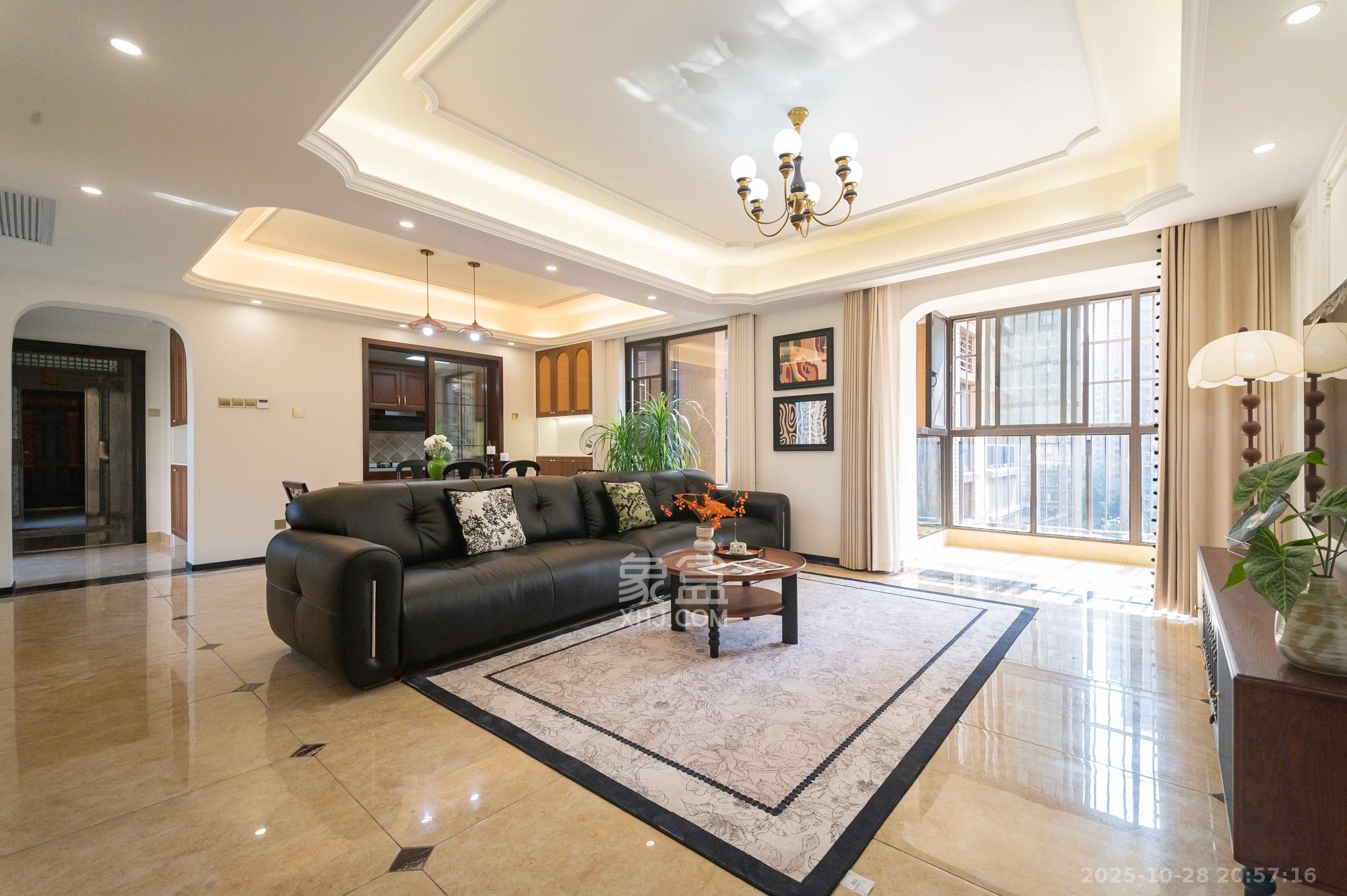 华润凤凰城三期  4室2厅2卫    125.8万