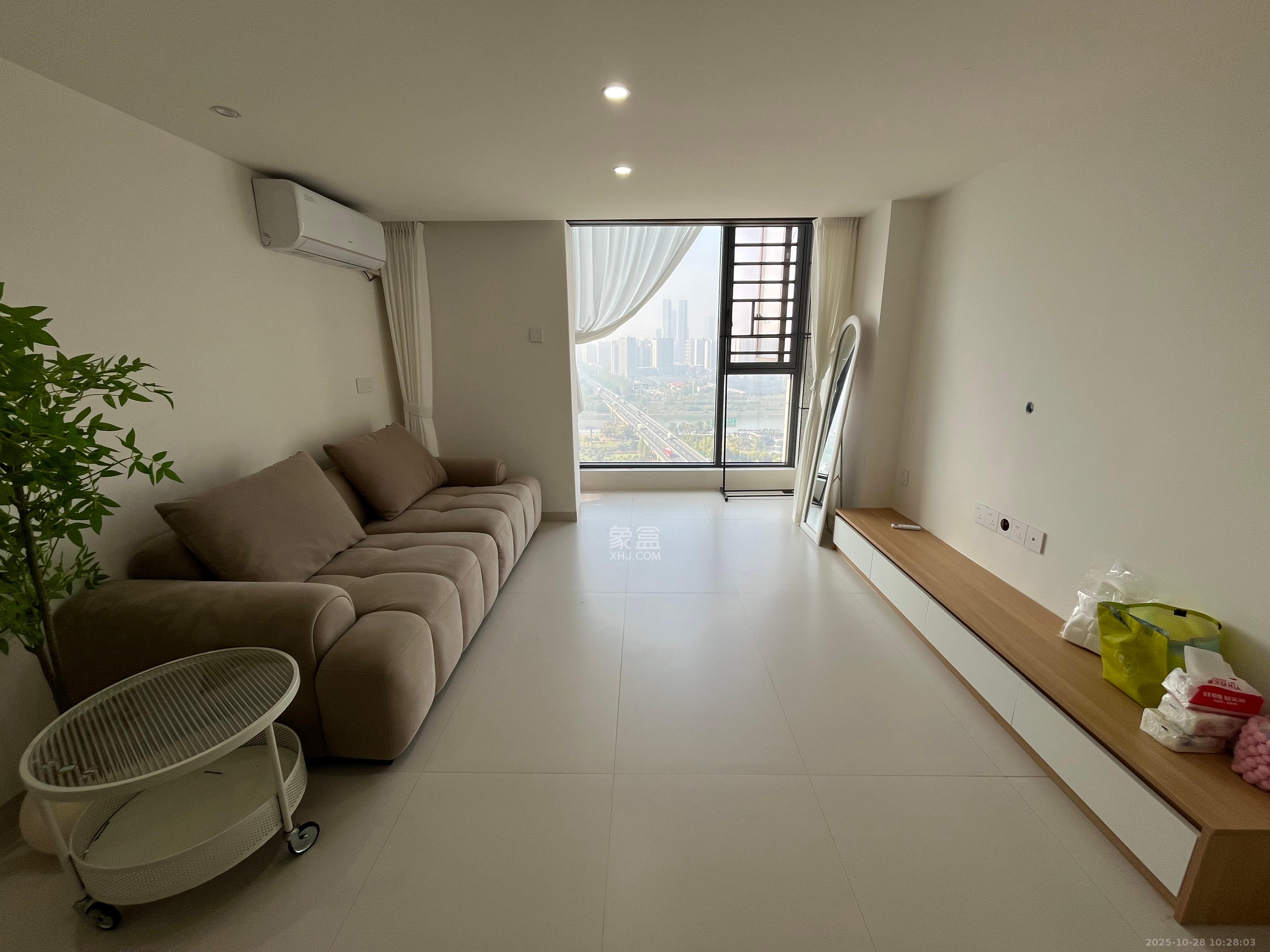 旺德府万象时代  2室1厅1卫    2500.0元/月