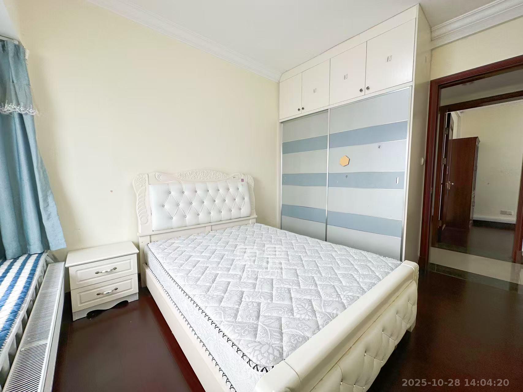 恒大翡翠华庭  3室2厅2卫    2250.0元/月室内图