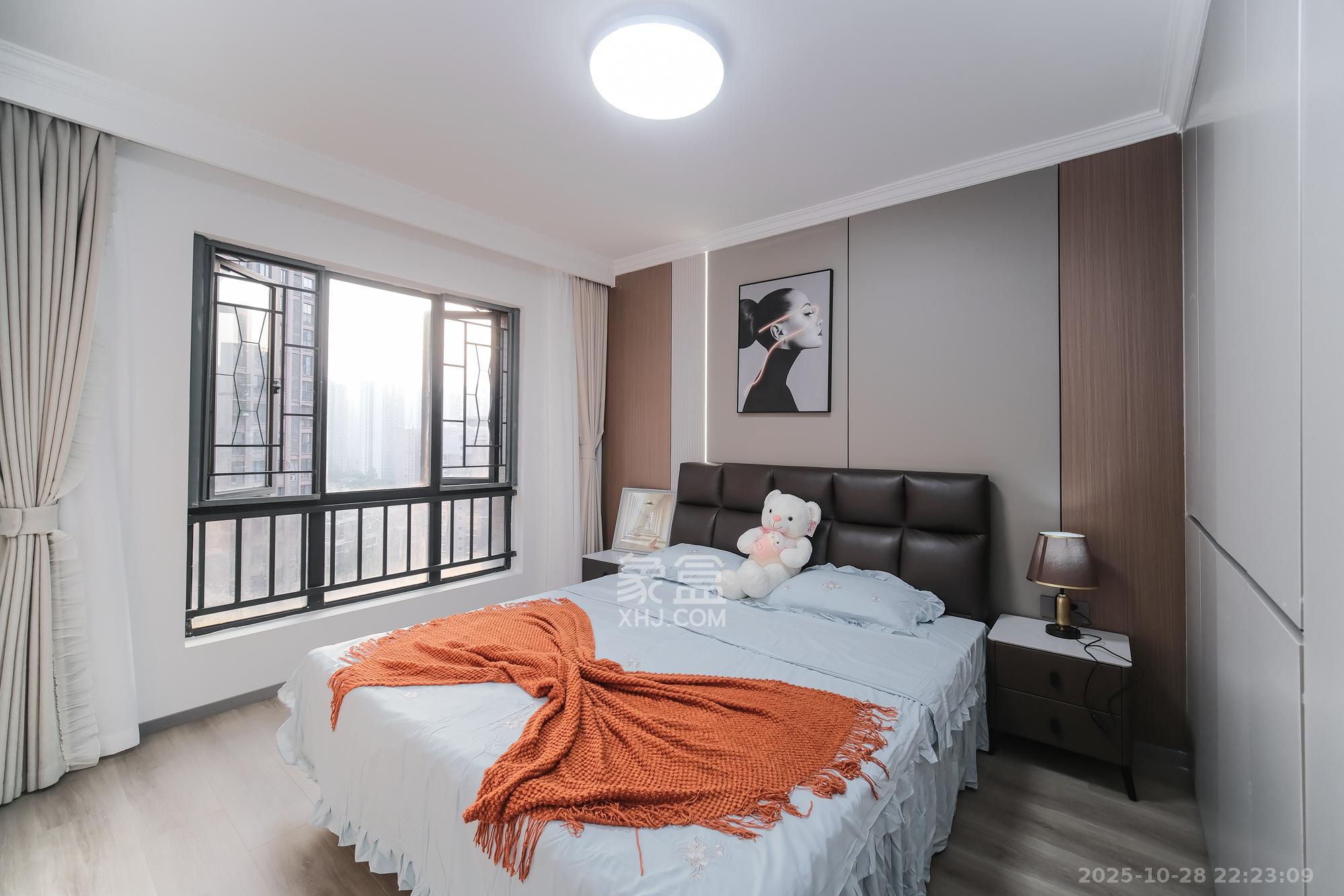 三一街区  3室2厅1卫    59.8万卧室