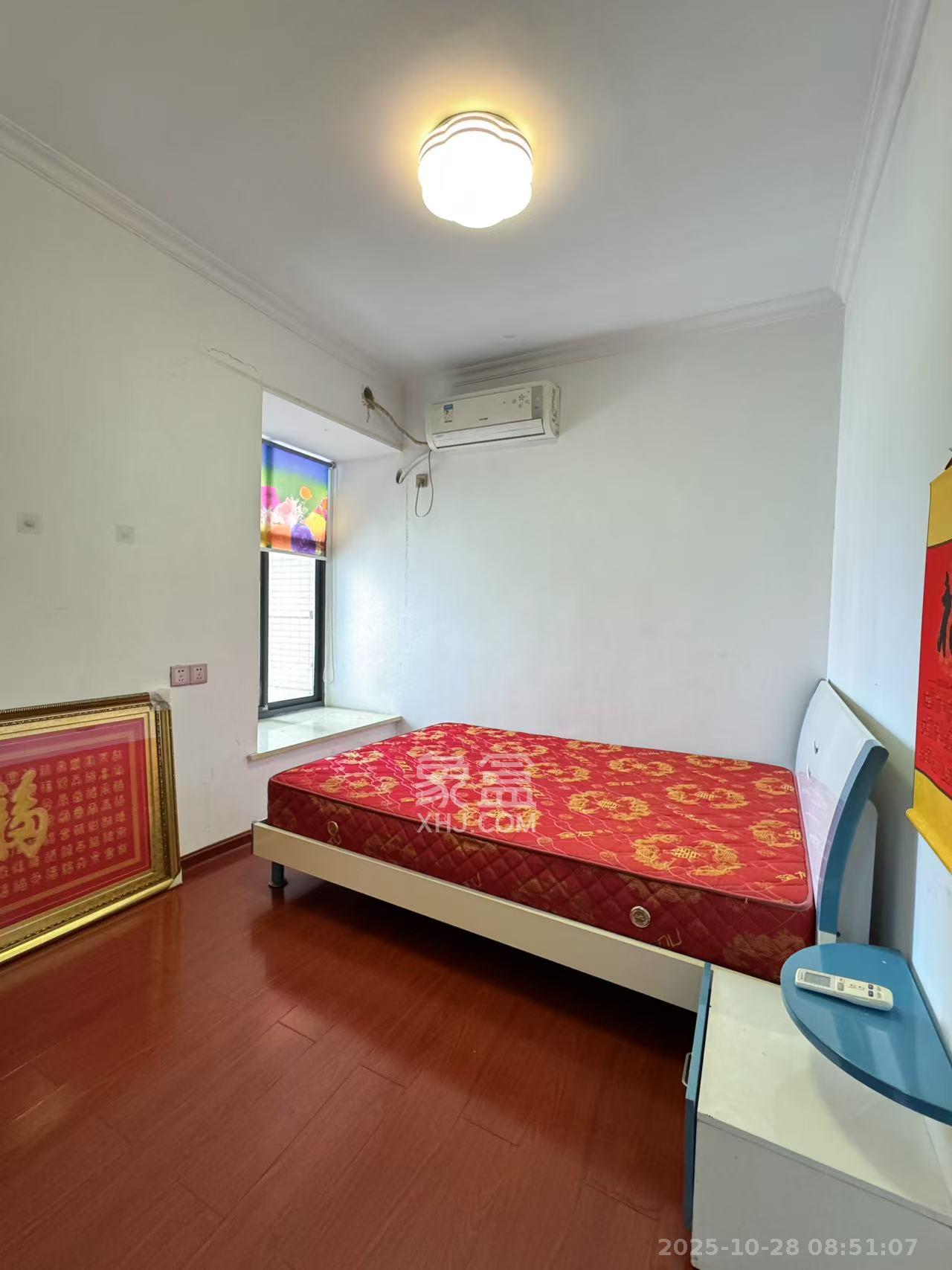 波隆城市花园  2室2厅1卫    1600.0元/月 波隆城市花园  2室2厅1卫    1600.0元/月室内图