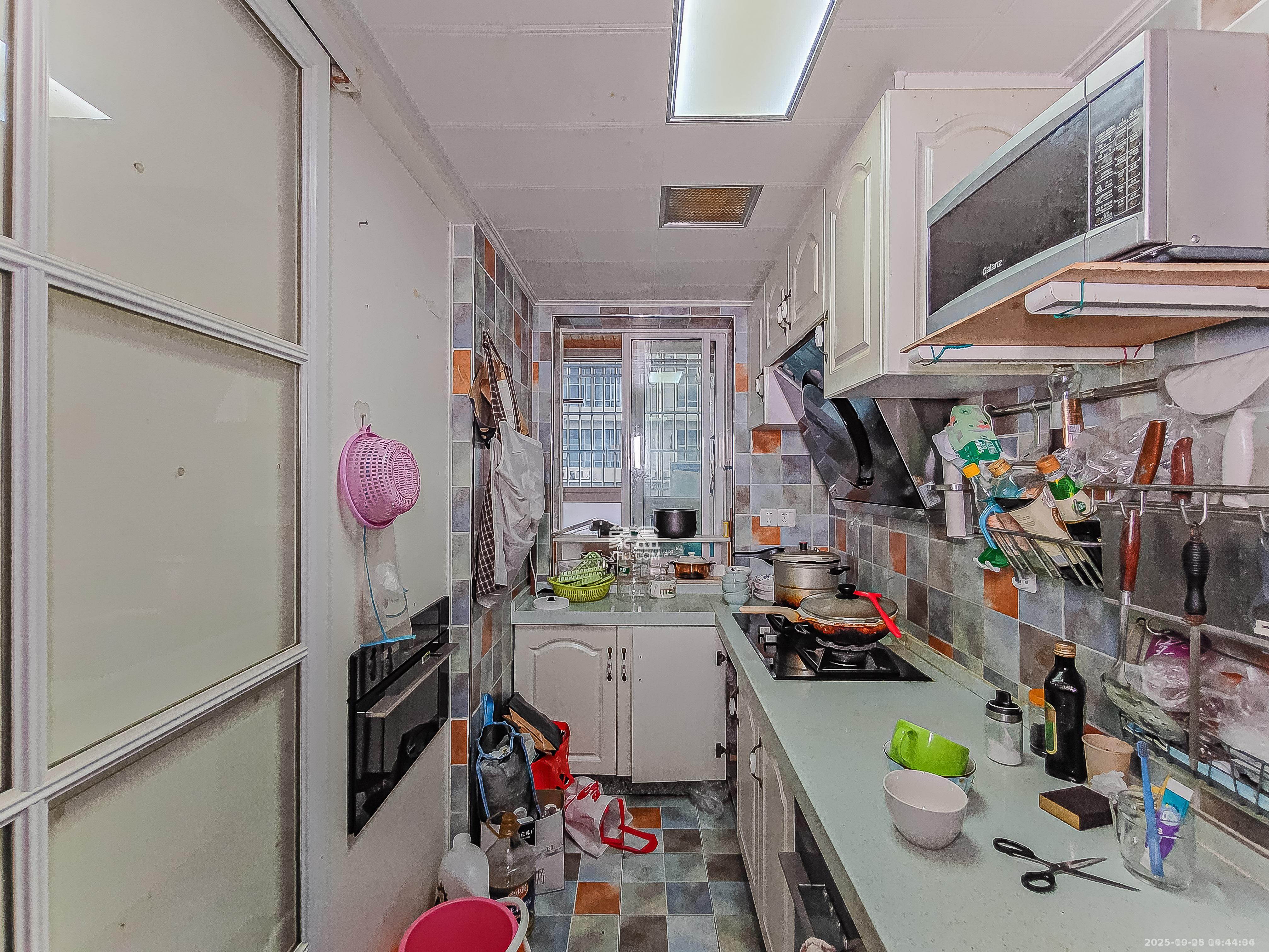 香格里嘉园  5室2厅2卫    4200.0元/月室内图