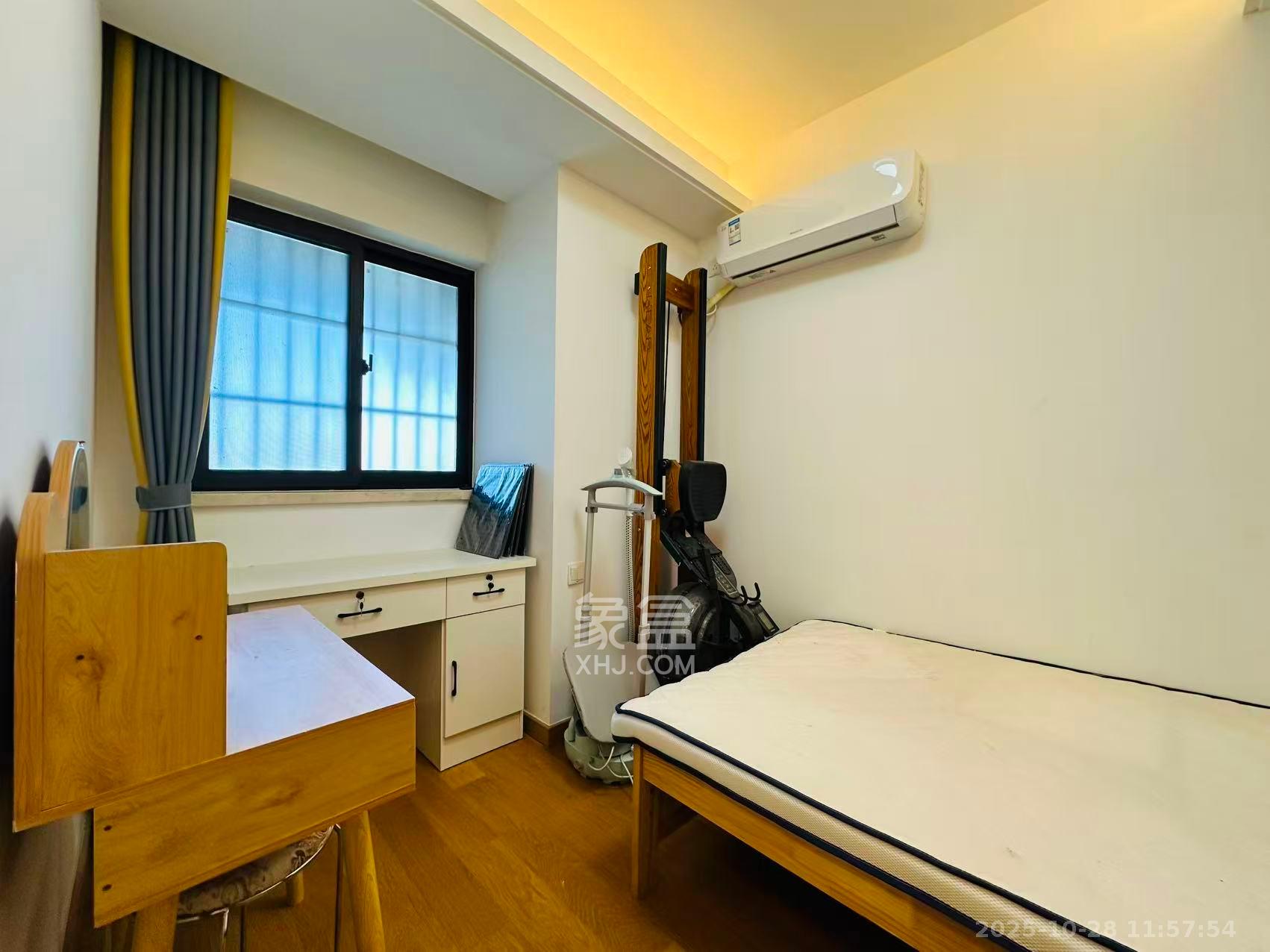 新力紫园  3室2厅1卫    2800.0元/月室内图