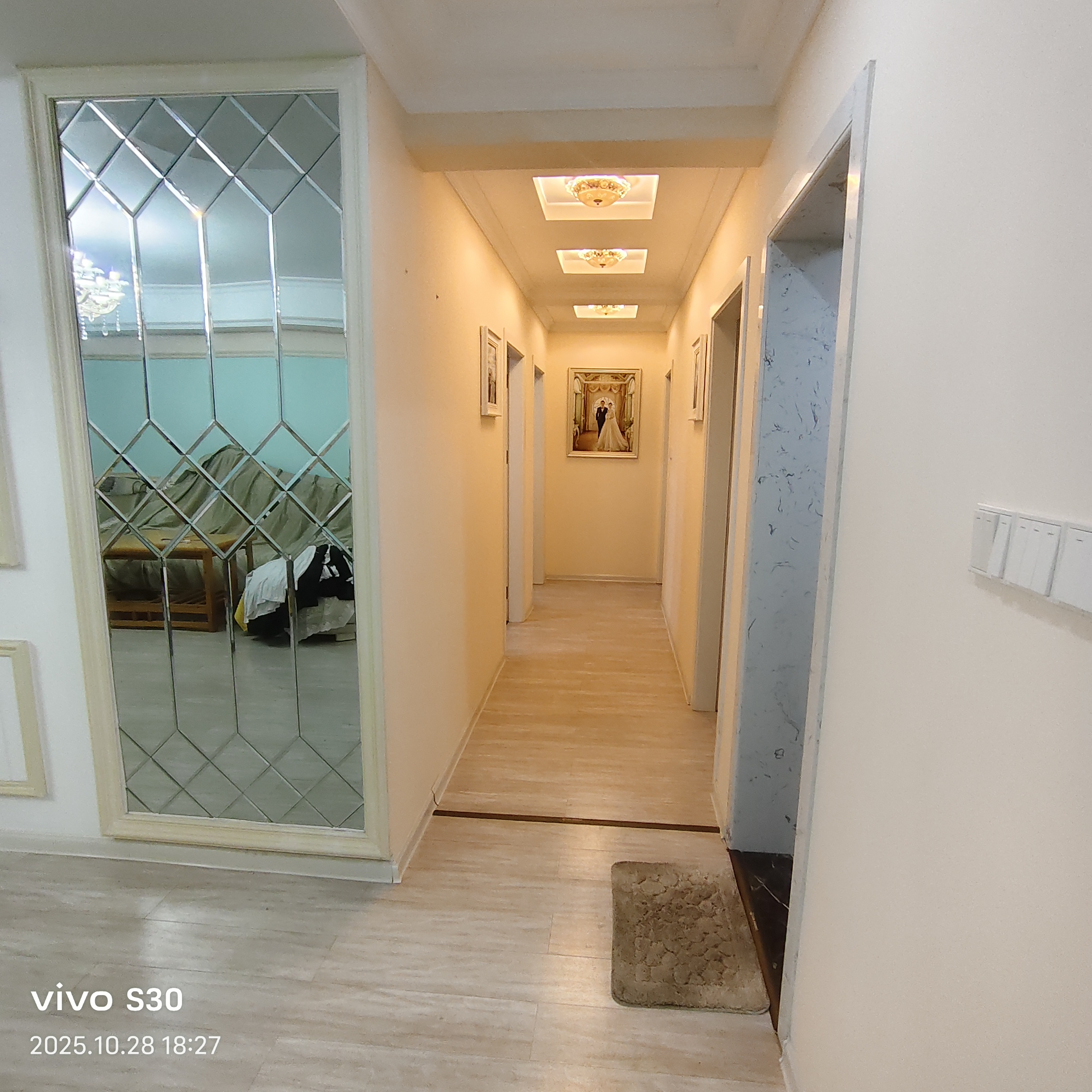 幸福香颂 4室2厅2卫 2500.0元/月 幸福香颂 4室2厅2卫 2500.0元/月室内图