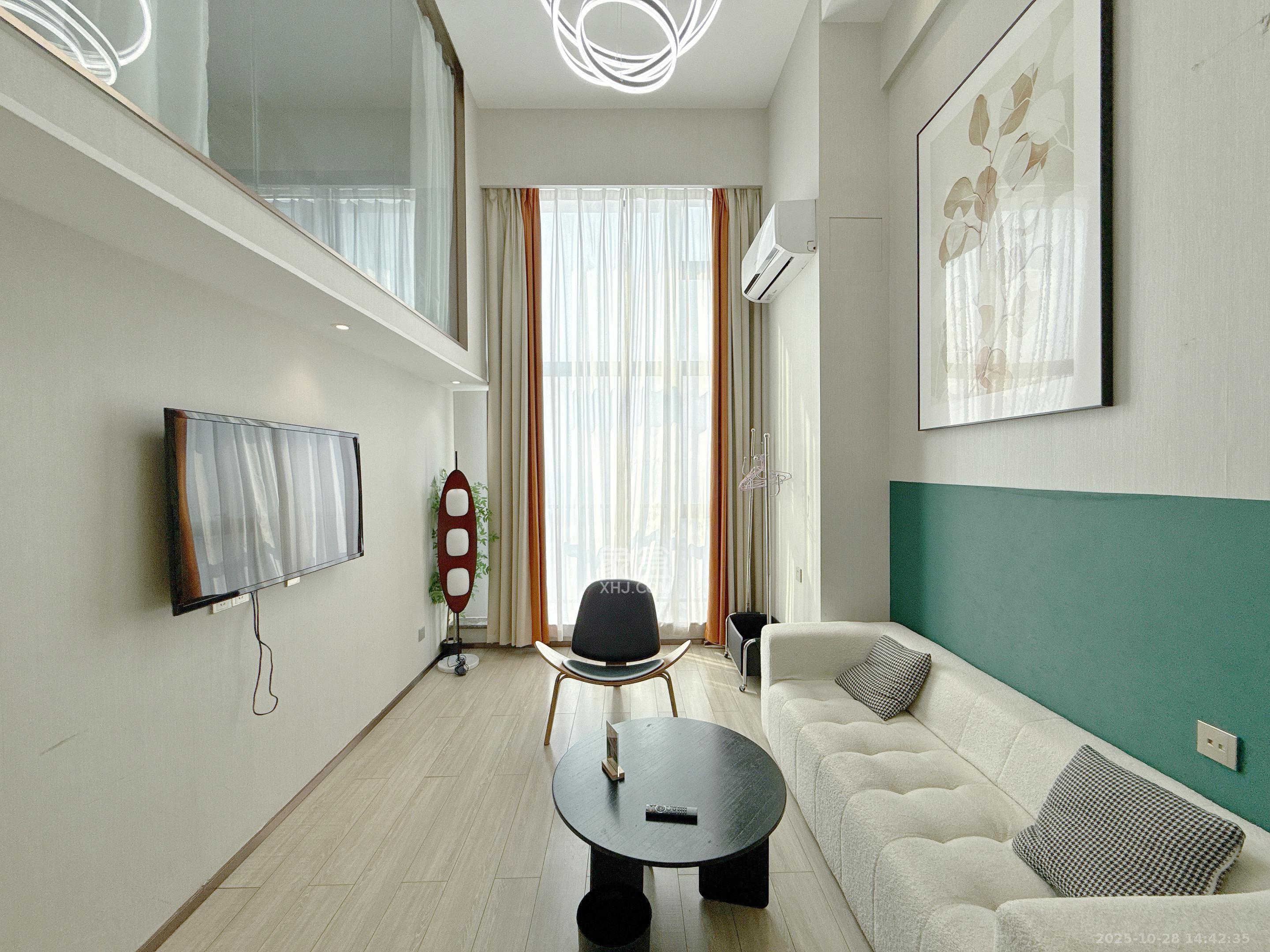 华远华时代  3室2厅2卫    3500.0元/月室内图