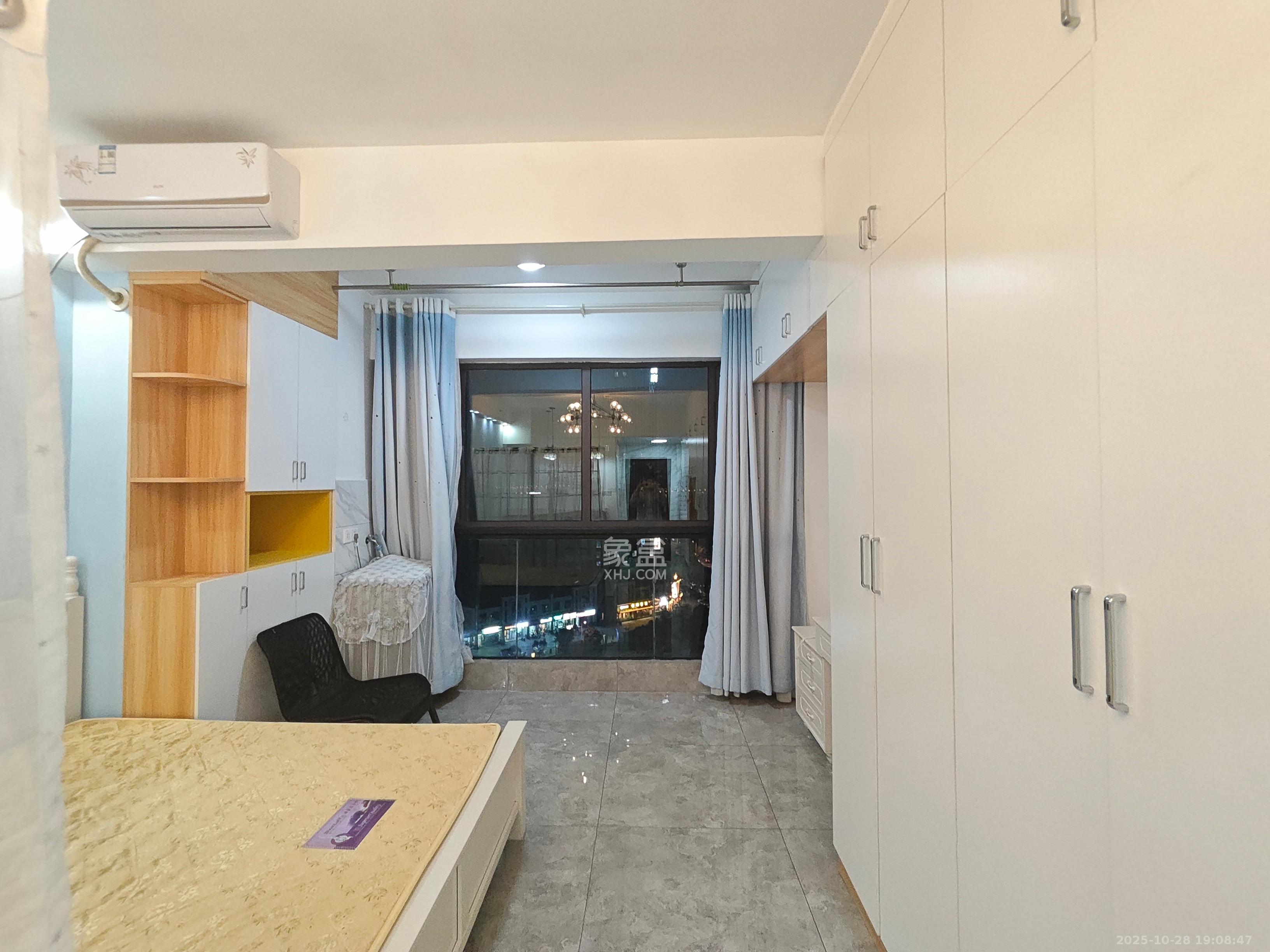 滨江一号（丰泰花园）  1室1厅1卫    1700.0元/月室内图