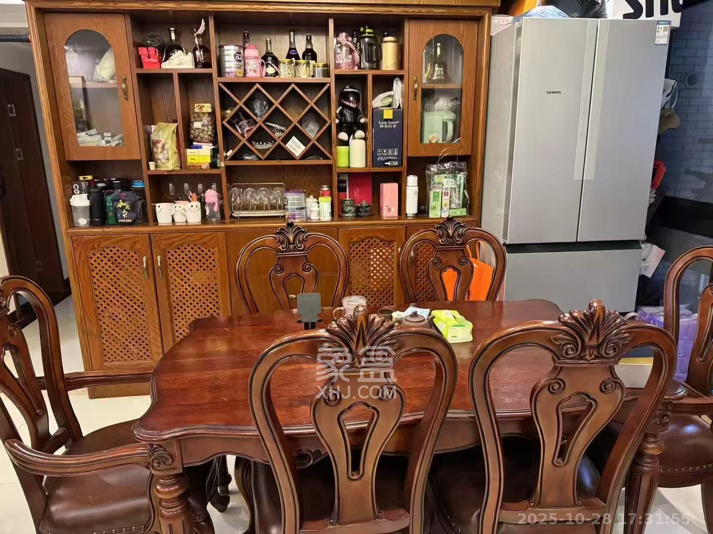 骑龙安置小区  3室2厅2卫    2500.0元/月 骑龙安置小区  3室2厅2卫    2500.0元/月室内图