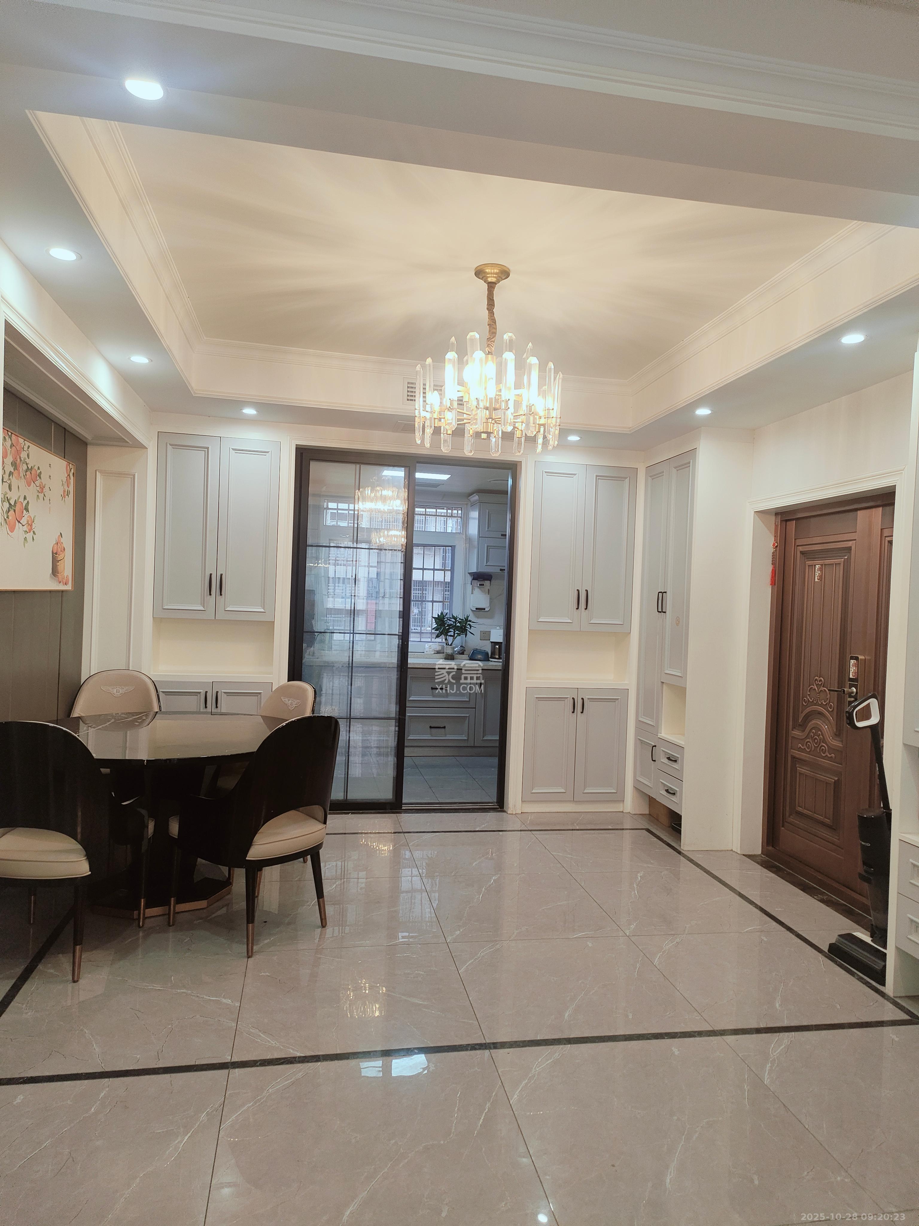 先锋新宇  4室2厅2卫    3100.0元/月 先锋新宇  4室2厅2卫    3100.0元/月室内图