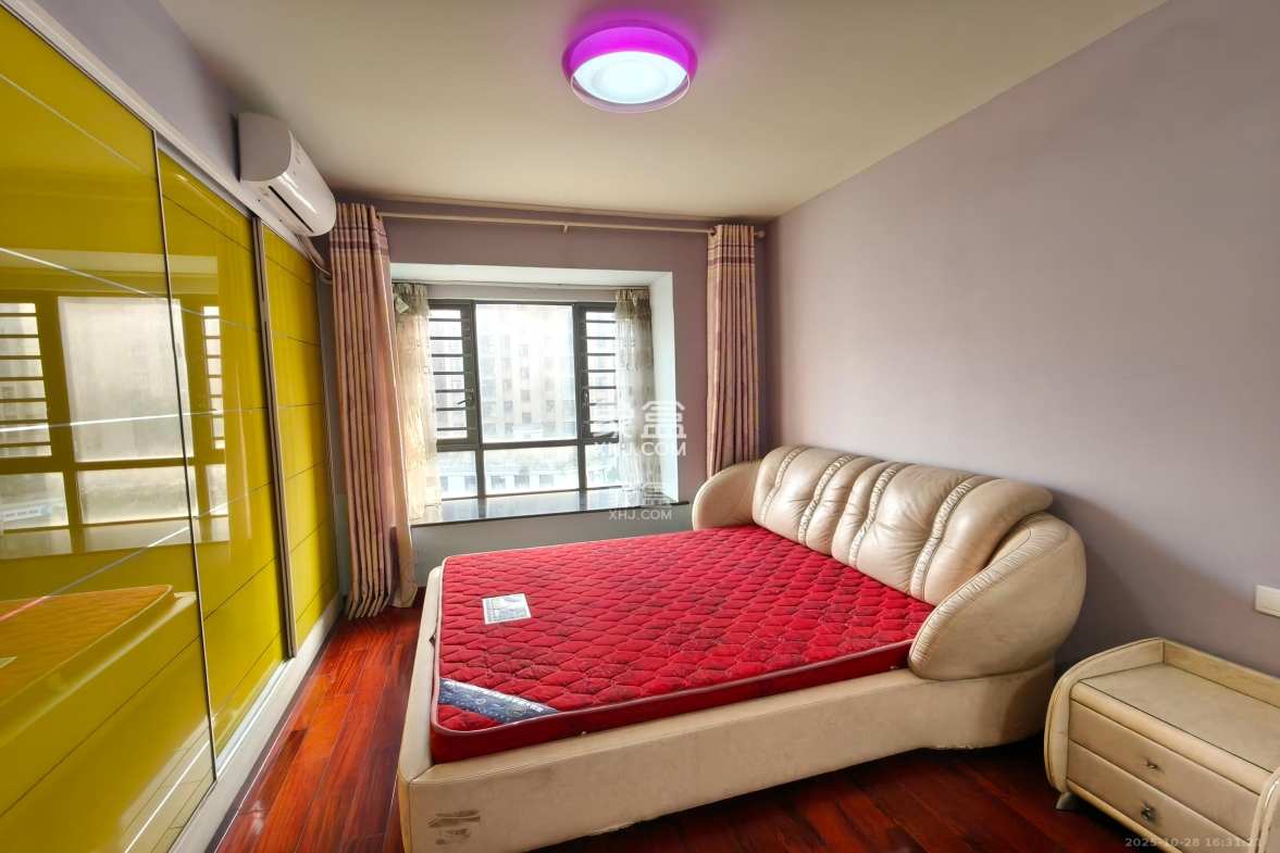 奥林匹克花园 3室2厅2卫 2300.0元/月 奥林匹克花园 3室2厅2卫 2300.0元/月室内图