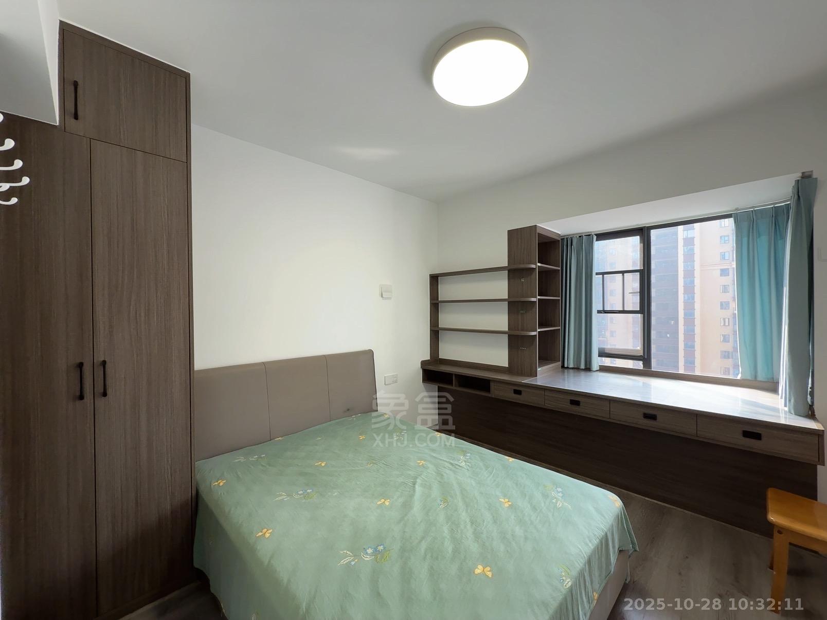 春藤小镇  2室2厅1卫    1800.0元/月室内图