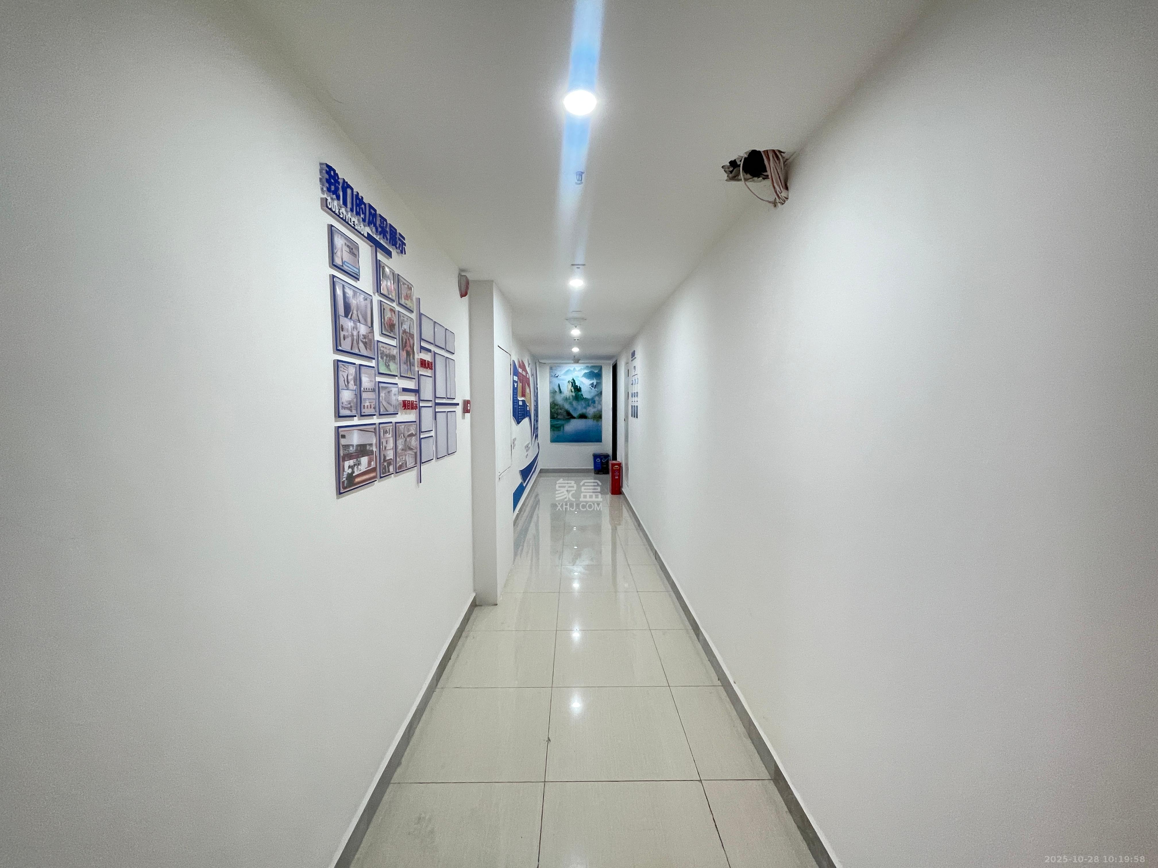 华润翡翠府  1室1厅1卫    11000.0元/月 华润翡翠府  1室1厅1卫    11000.0元/月室内图