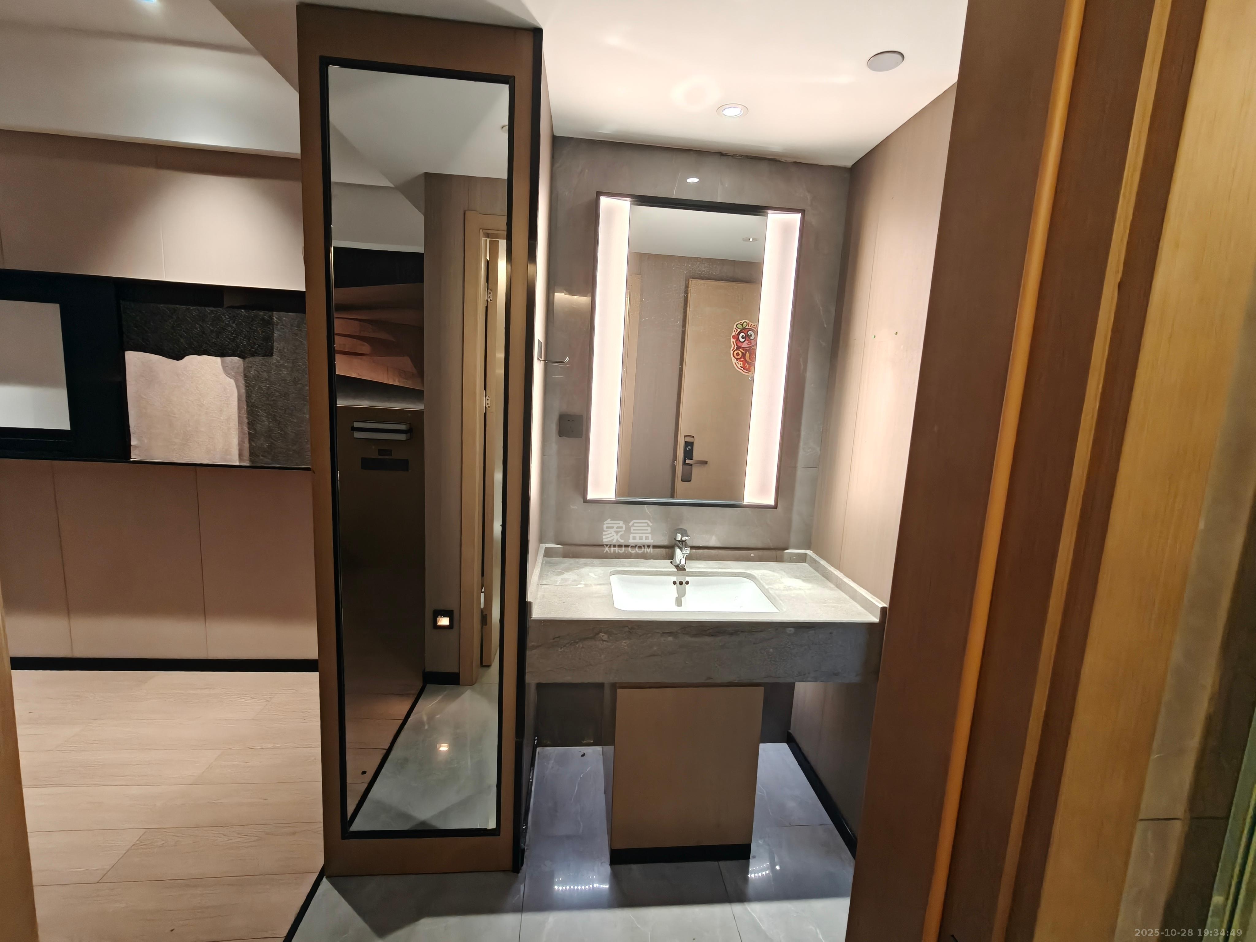 金科时代中心 1室1厅1卫 1300.0元/月 金科时代中心 1室1厅1卫 1300.0元/月室内图