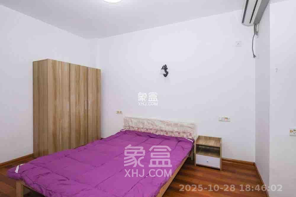 保利麓谷林语B区  2室1厅1卫    2100.0元/月室内图