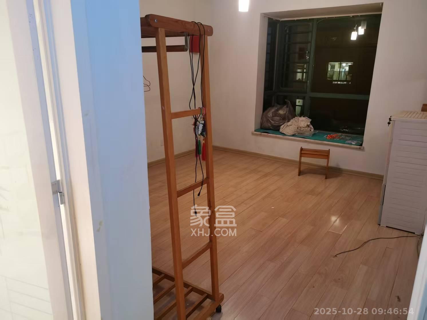 柠檬丽都  4室3厅2卫    2300.0元/月 柠檬丽都  4室3厅2卫    2300.0元/月室内图