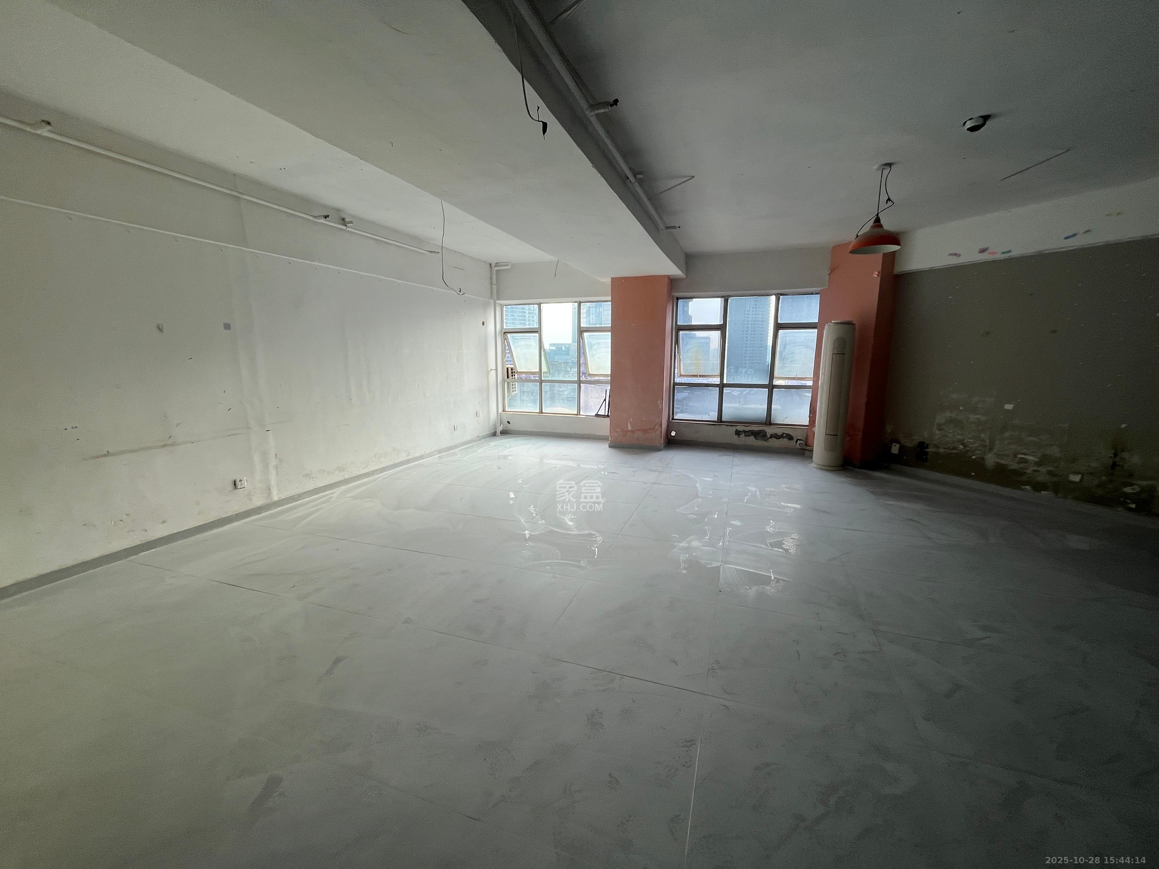 五一新干线  1室1厅1卫    5800.0元/月