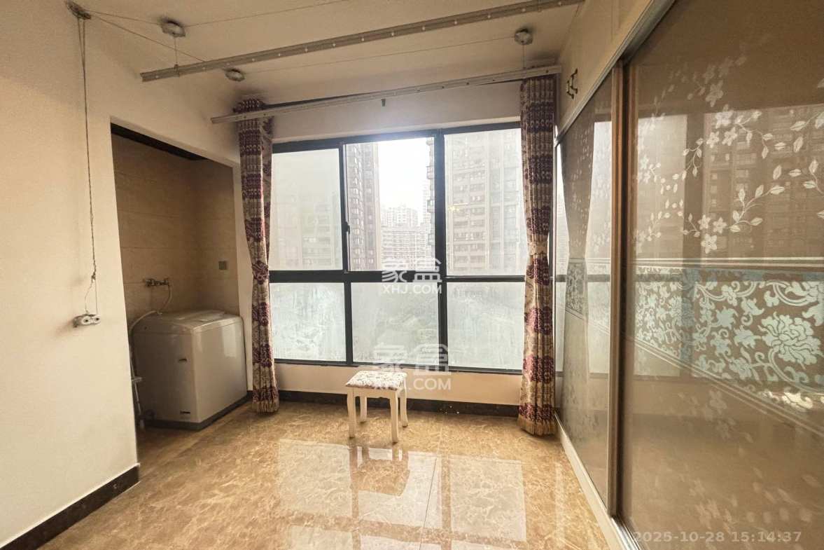 建发汇金国际  2室2厅1卫    2500.0元/月 建发汇金国际  2室2厅1卫    2500.0元/月室内图