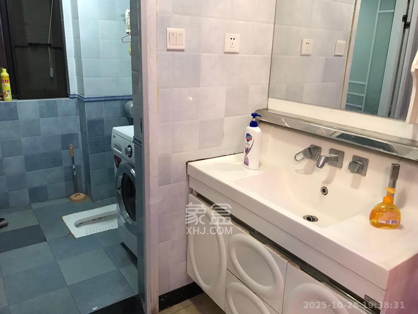 长房白沙湾  3室1厅2卫    2800.0元/月室内图