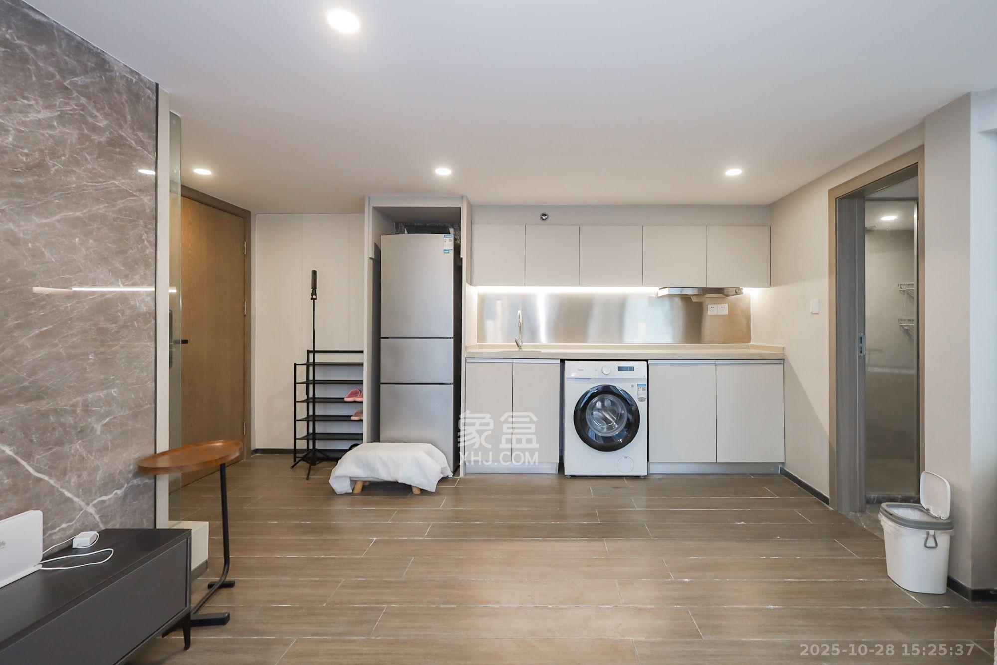 圆泰长沙印  1室0厅0卫    3100.0元/月 圆泰长沙印  1室0厅0卫    3100.0元/月室内图