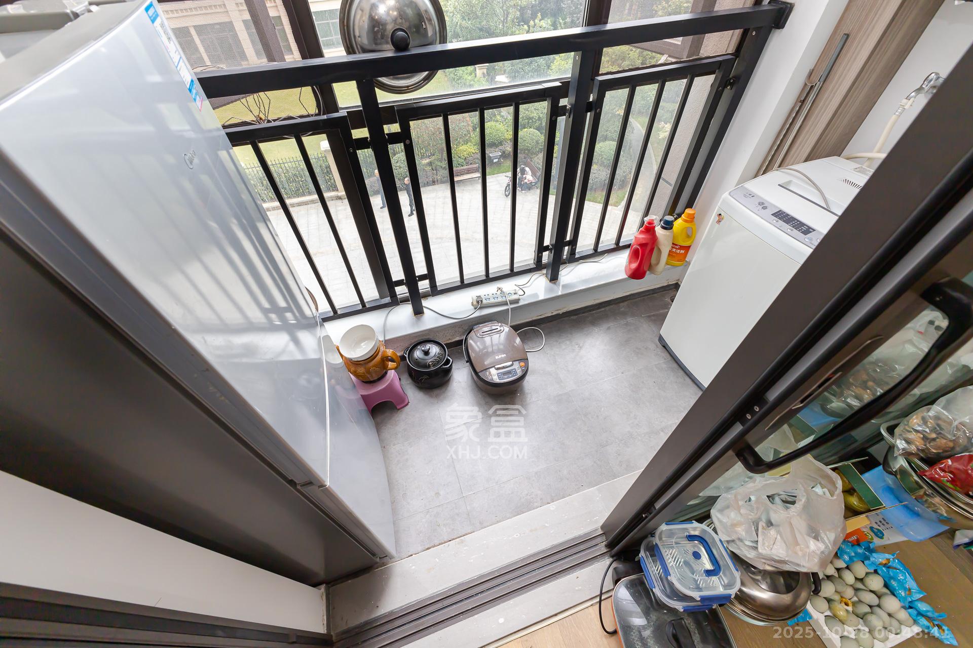 润和滨江府  4室2厅2卫    155.0万阳台