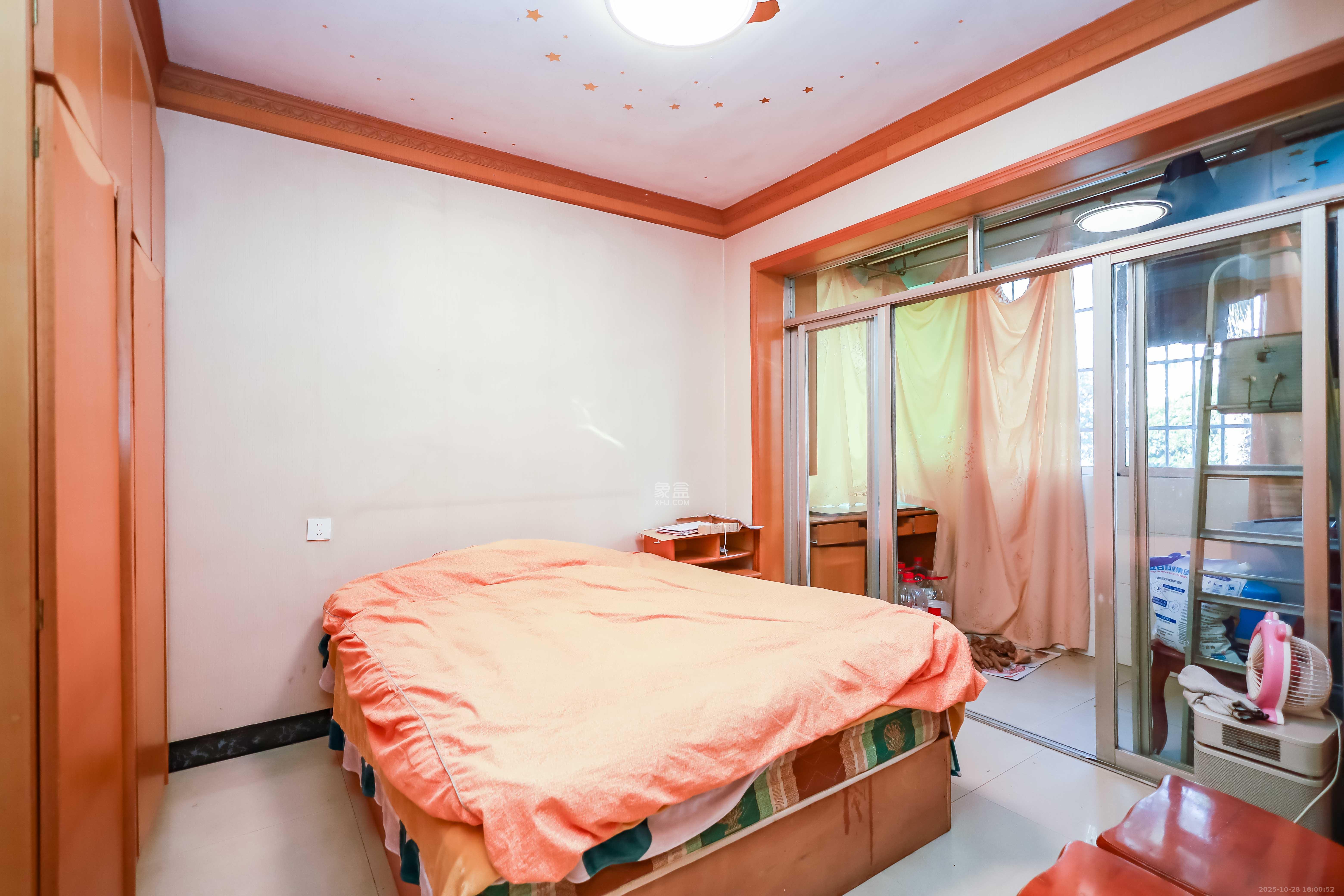 咸嘉新村嘉明苑 2室2厅1卫 61.8万 咸嘉新村嘉明苑 2室2厅1卫 61.8万卧室