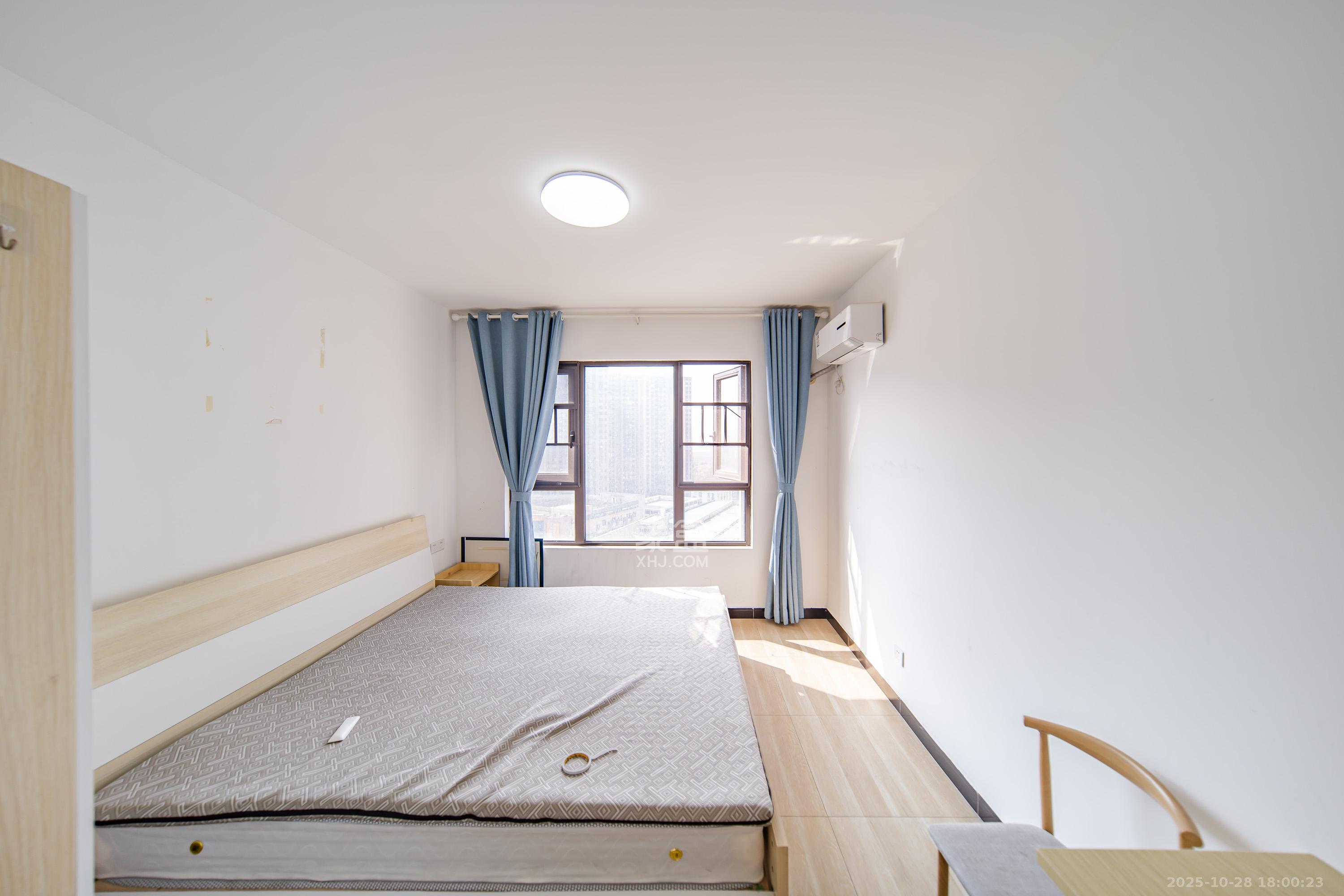 城发恒伟星雅韵（恒伟星辉苑）  4室2厅2卫    148.8万卧室