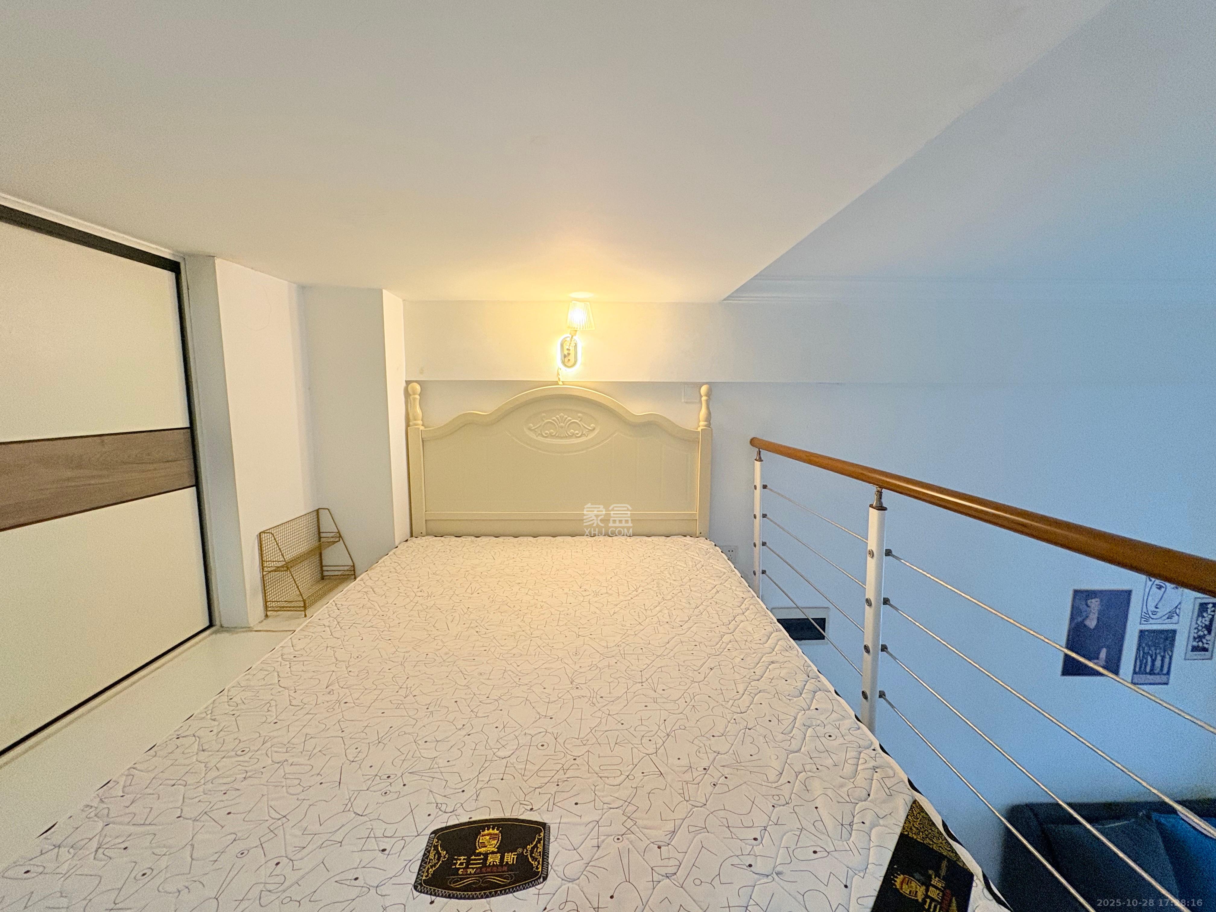 芙蓉万国城MOMA(卓越汇富苑) 1室1厅1卫 1400.0元/月 芙蓉万国城MOMA(卓越汇富苑) 1室1厅1卫 1400.0元/月室内图