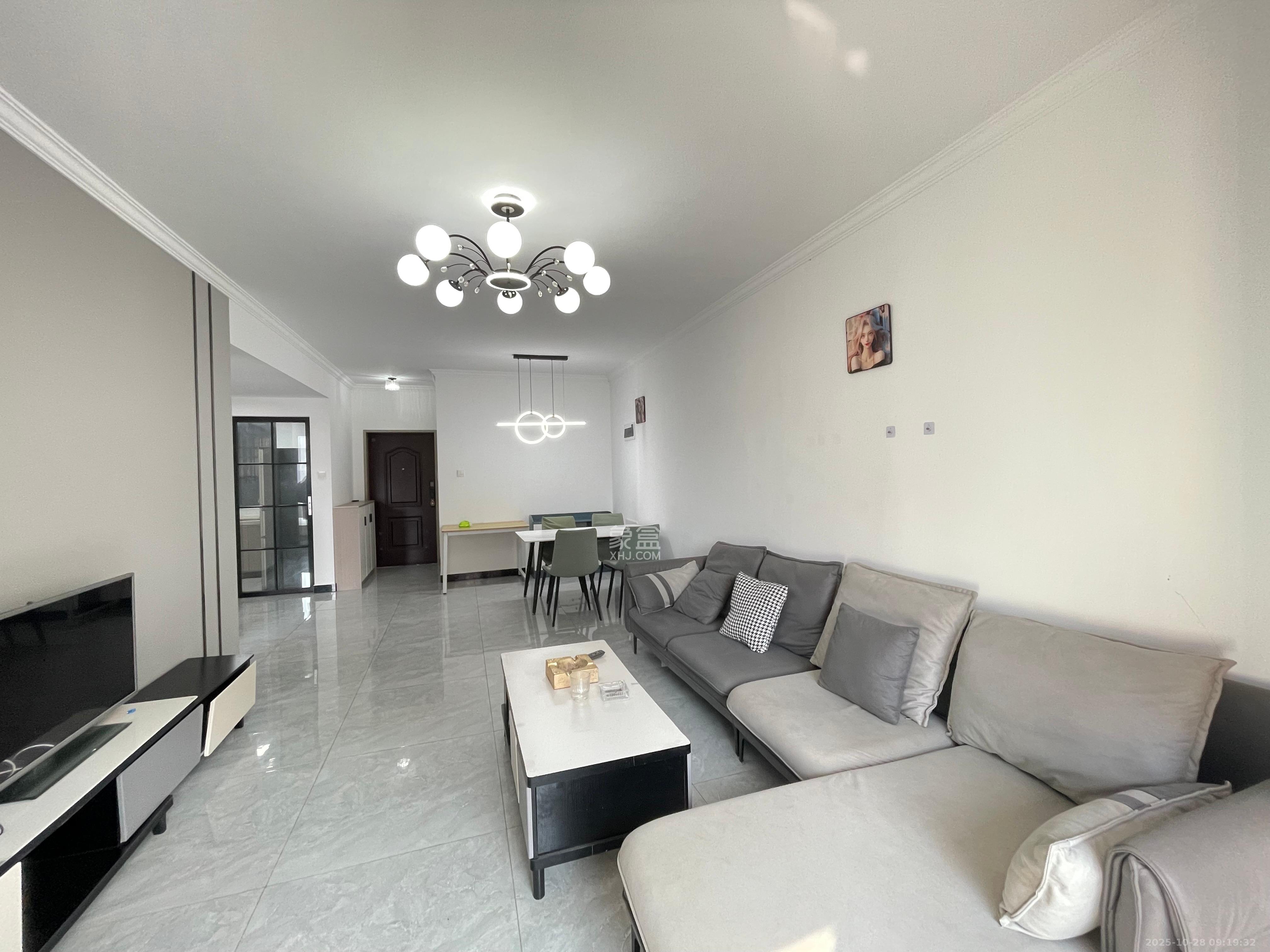 东宜新园  2室2厅1卫    2100.0元/月室内图1