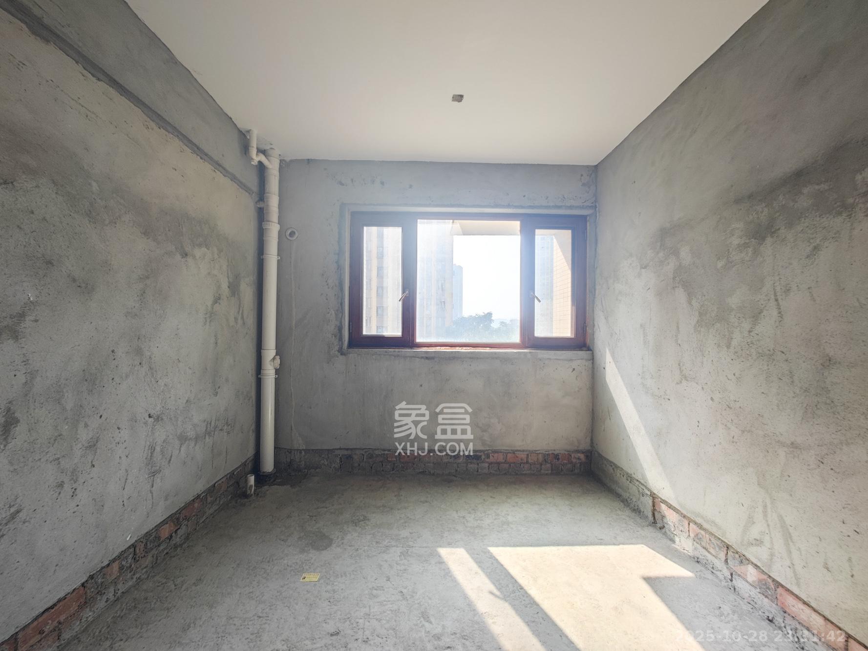 湘核新家园  4室2厅2卫    128.0万 湘核新家园  4室2厅2卫    128.0万其他