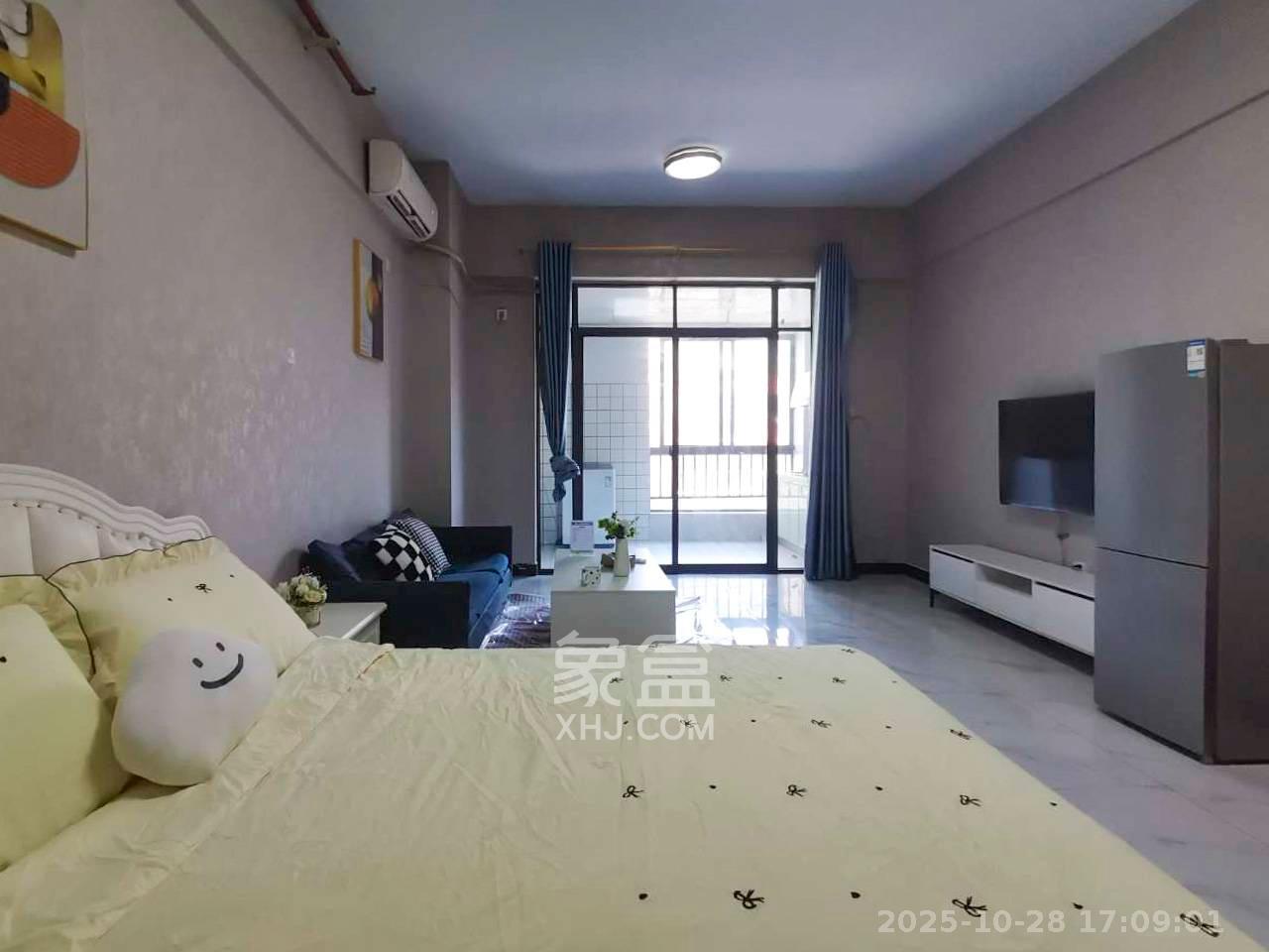 江南华府  1室1厅1卫    1670.0元/月 江南华府  1室1厅1卫    1670.0元/月室内图