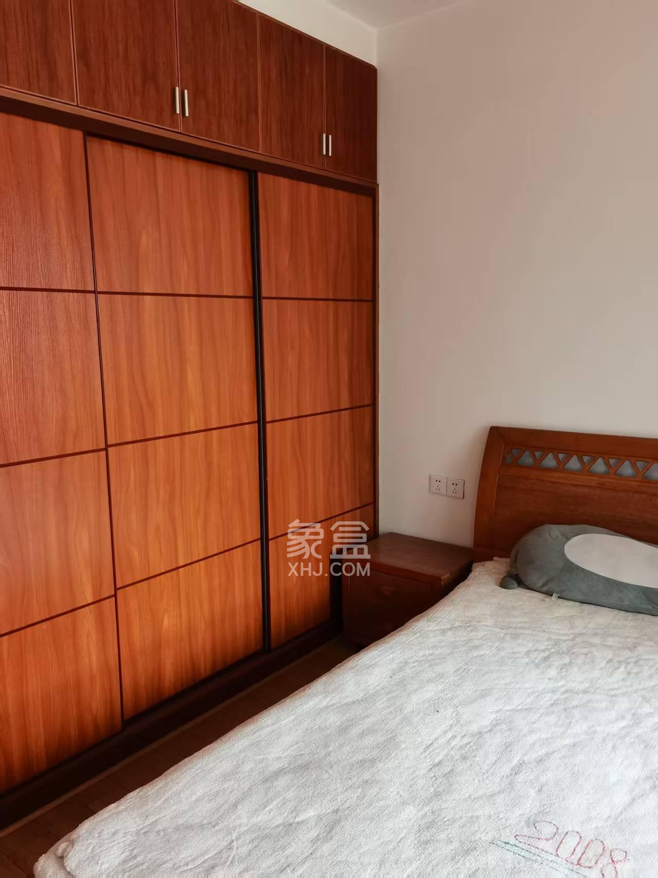 方略潇邦  3室2厅2卫    1600.0元/月室内图