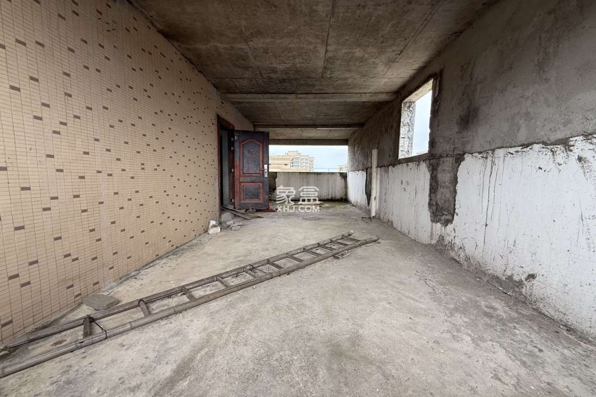 海岛国际名城 5室2厅2卫 330.0万 海岛国际名城 5室2厅2卫 330.0万室内图