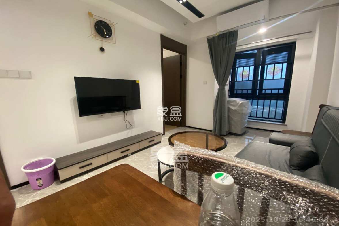 万科魅力之城  1室1厅1卫    2000.0元/月 万科魅力之城  1室1厅1卫    2000.0元/月室内图1