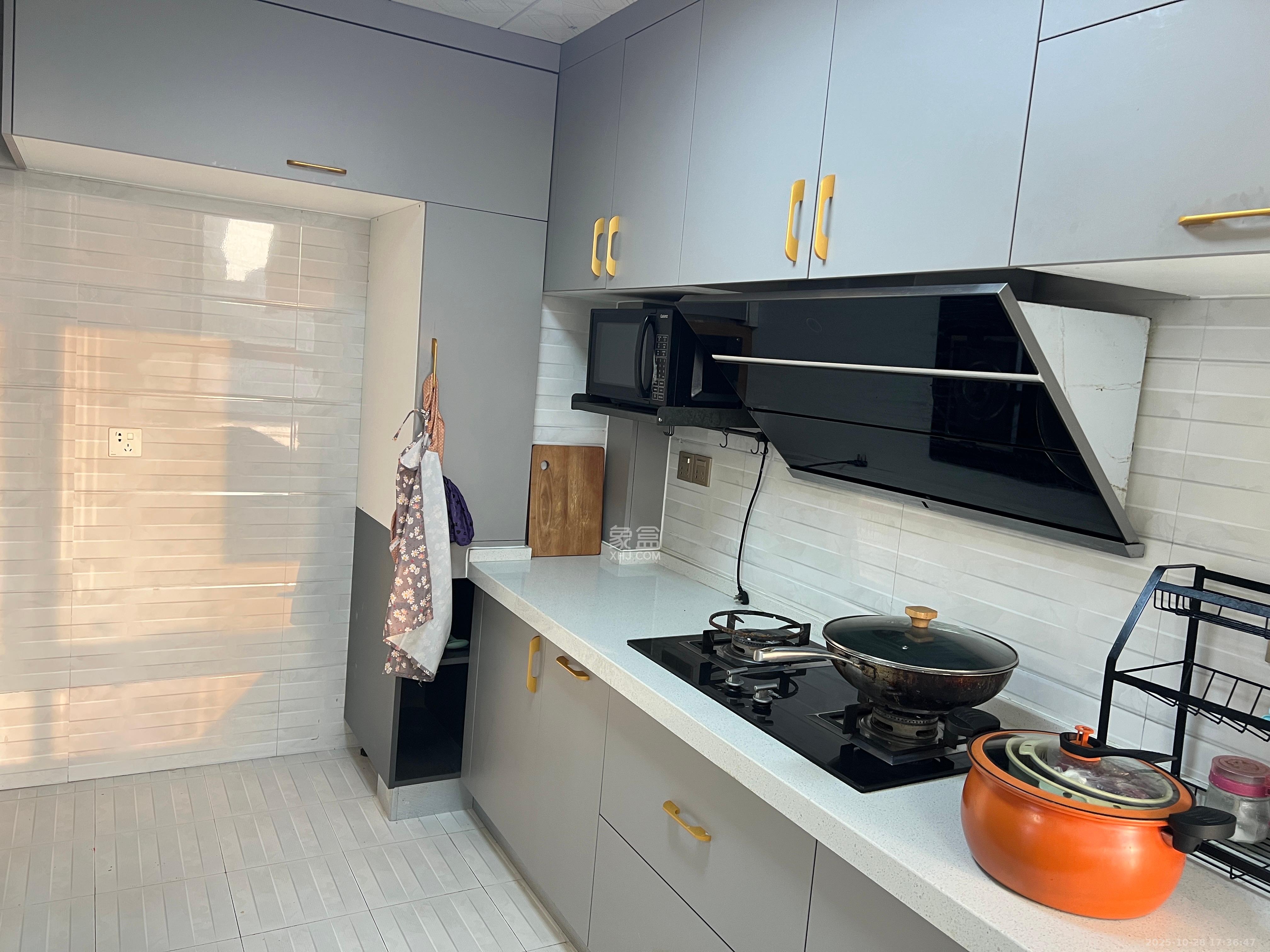 鑫远御文台一期  4室2厅1卫    3200.0元/月室内图