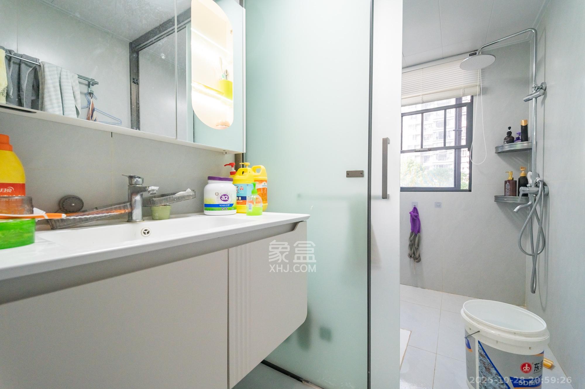 中建悦和城  4室2厅2卫    129.8万 中建悦和城  4室2厅2卫    129.8万卫生间