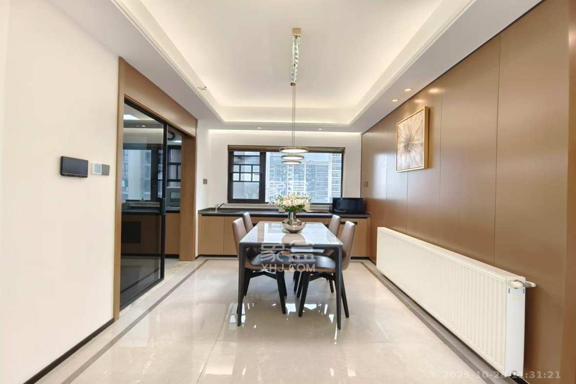 万科里金域国际 4室2厅2卫 7800.0元/月 万科里金域国际 4室2厅2卫 7800.0元/月室内图