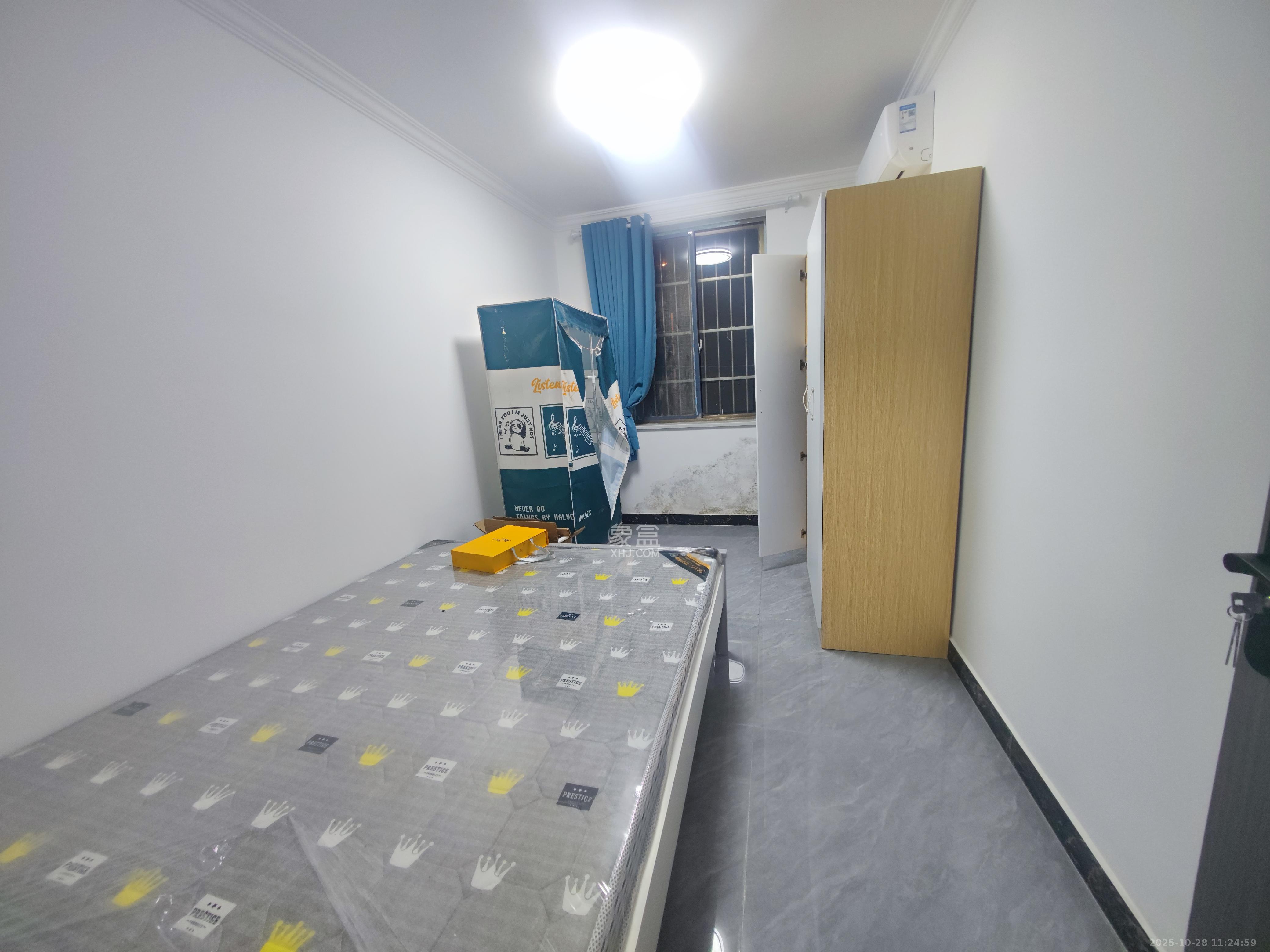 向韶村 2室1厅1卫 2000.0元/月 向韶村 2室1厅1卫 2000.0元/月室内图