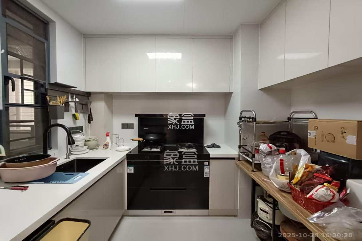 碧桂园智慧城市 3室2厅2卫 2400.0元/月 碧桂园智慧城市 3室2厅2卫 2400.0元/月室内图