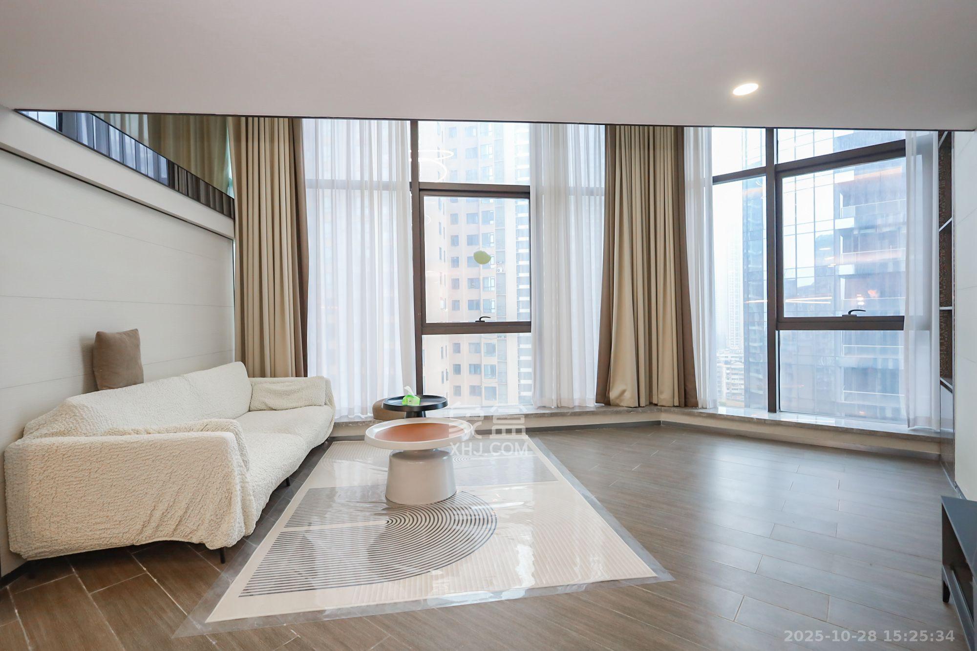 圆泰长沙印  1室0厅0卫    3100.0元/月 圆泰长沙印  1室0厅0卫    3100.0元/月室内图