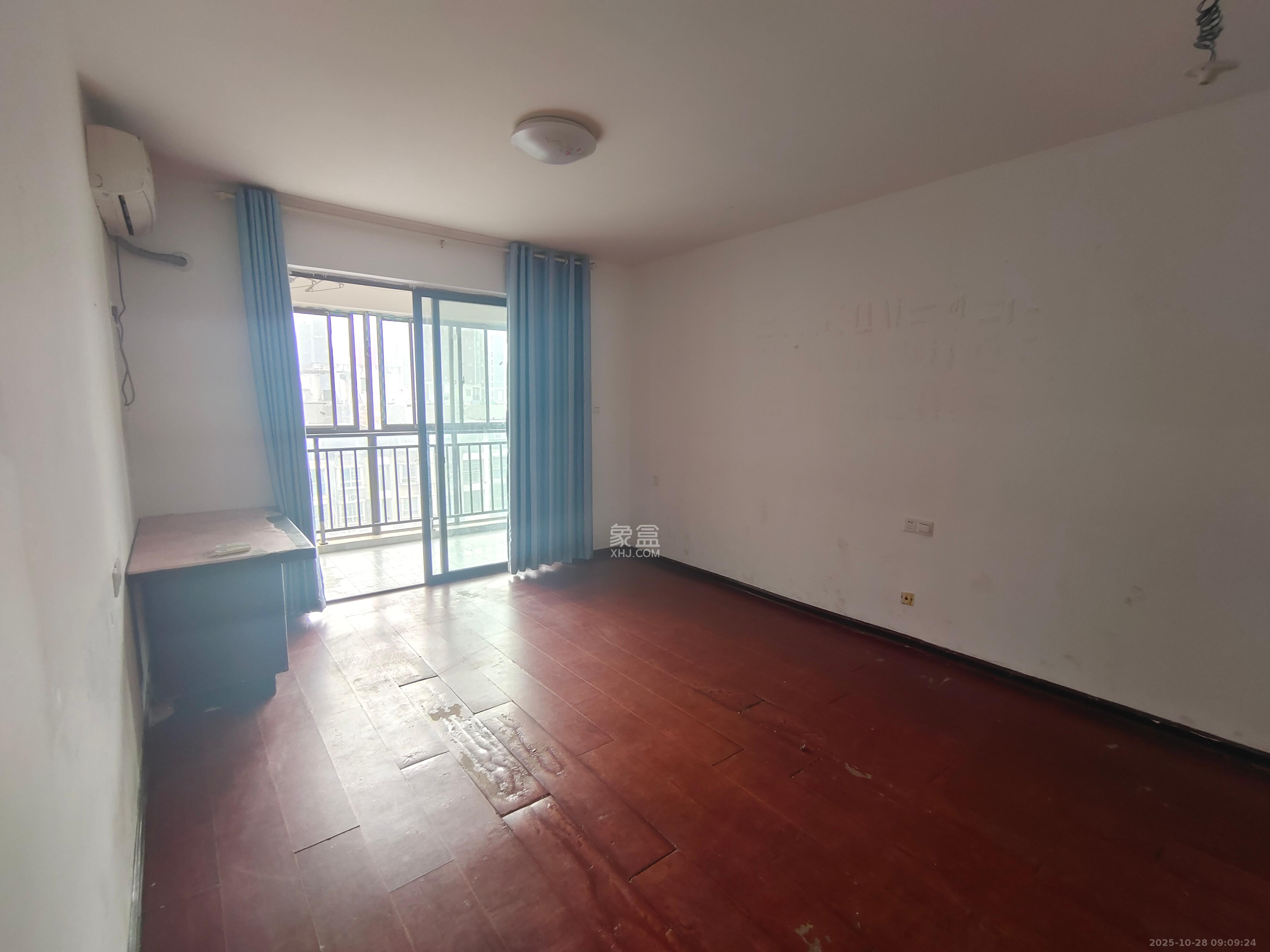 长沙县国土资源局宿舍  1室1厅1卫    1111.0元/月 长沙县国土资源局宿舍  1室1厅1卫    1111.0元/月室内图