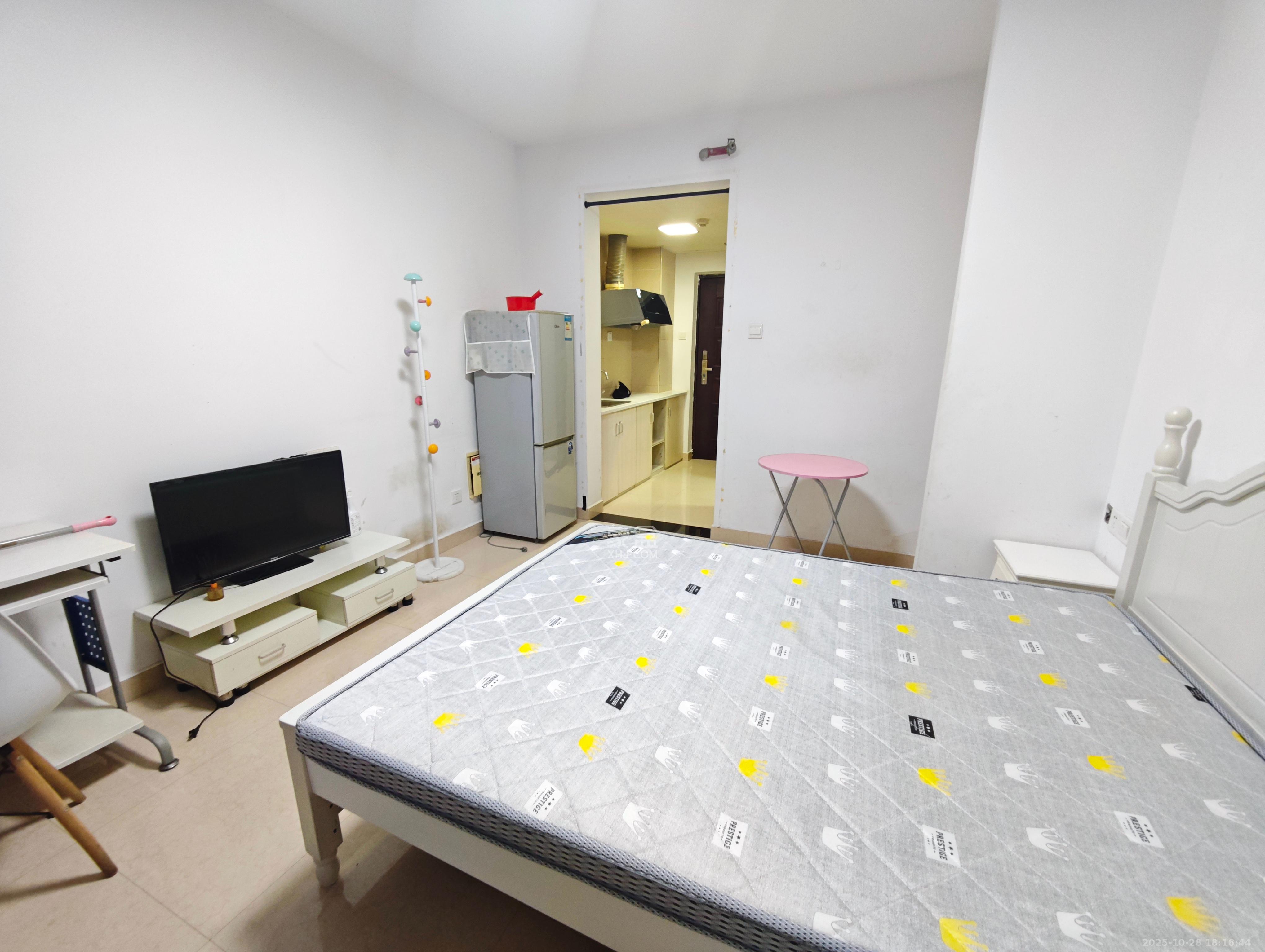 融科东南海 1室0厅1卫 1100.0元/月 融科东南海 1室0厅1卫 1100.0元/月室内图