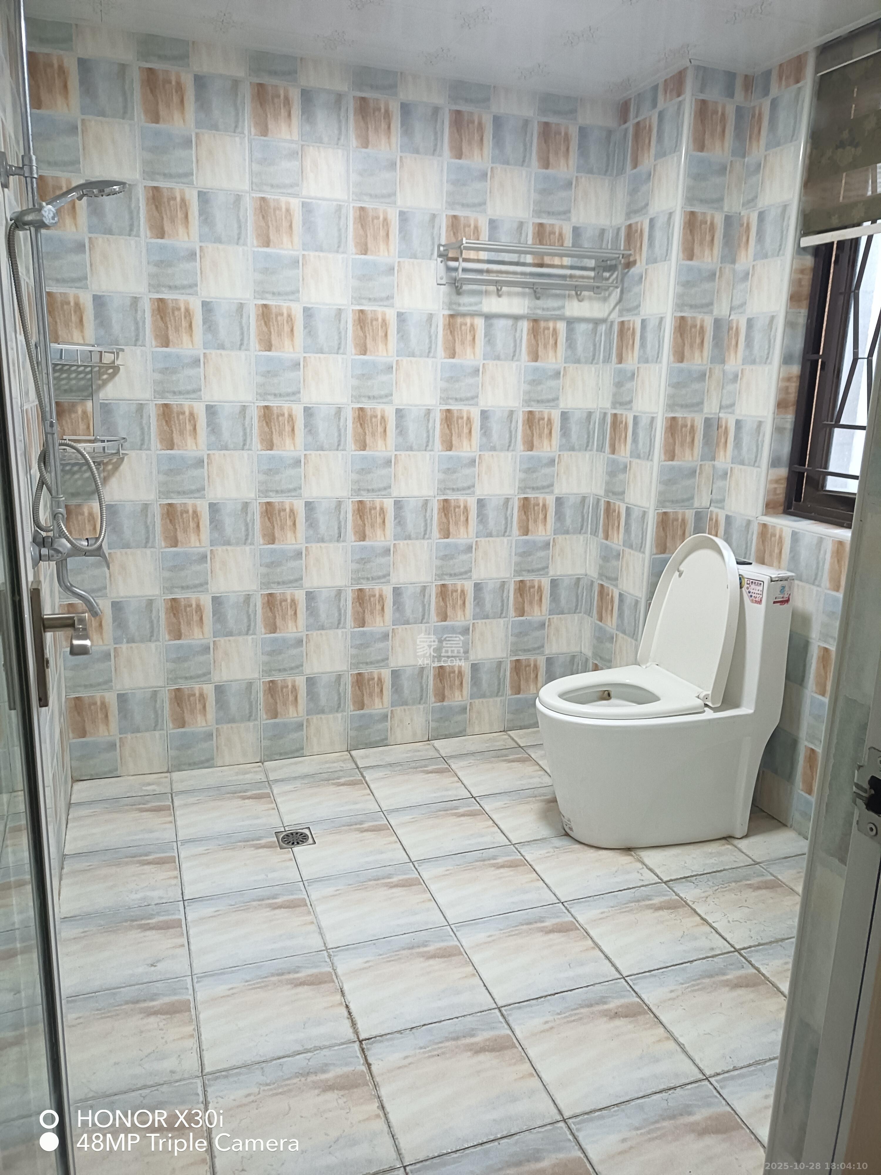 南山雍江汇(滨江国际新城) 4室2厅2卫 3980.0元/月 南山雍江汇(滨江国际新城) 4室2厅2卫 3980.0元/月室内图