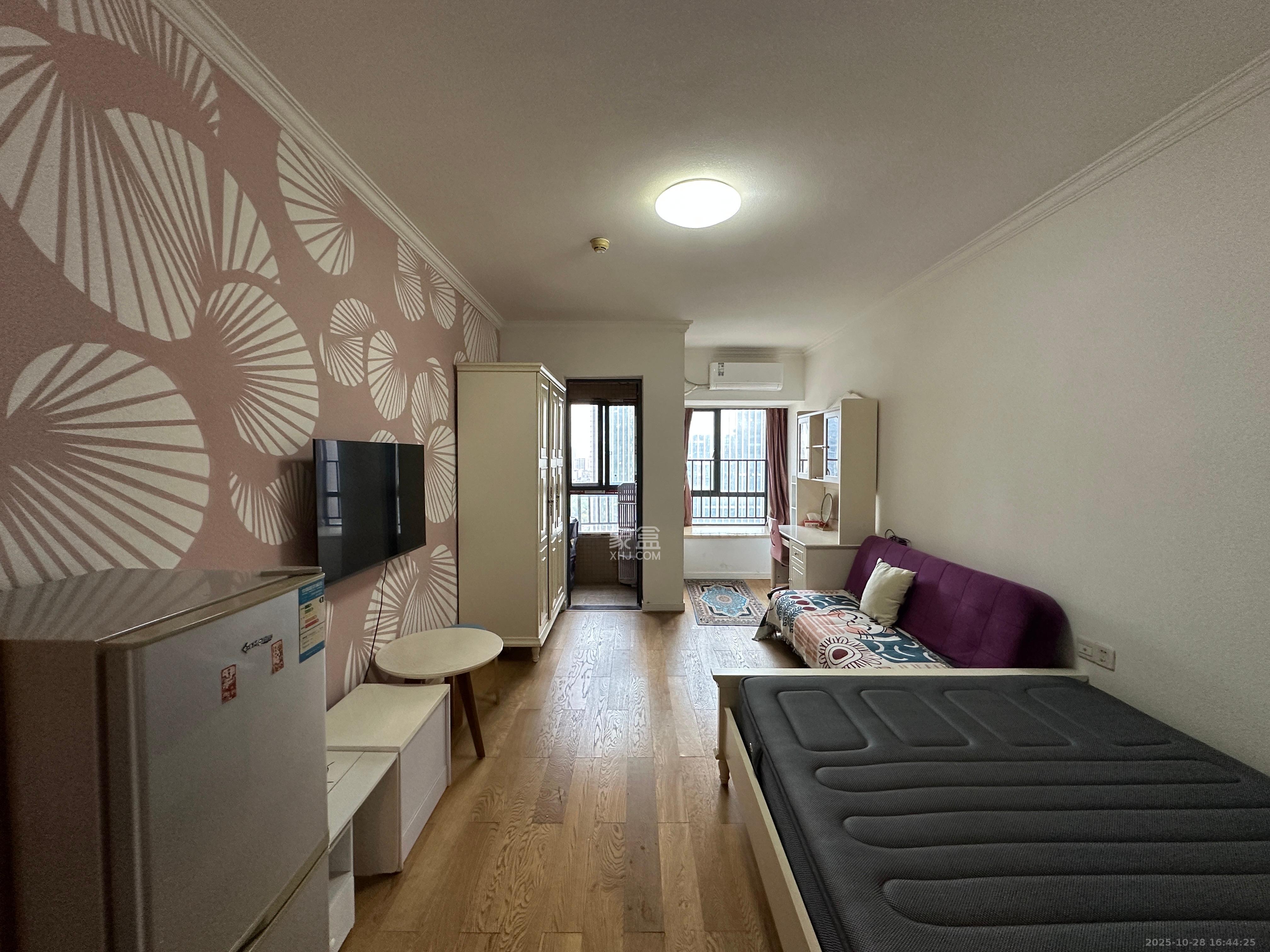 香樟兰亭(朗峰苑)  1室1厅1卫    1300.0元/月 香樟兰亭(朗峰苑)  1室1厅1卫    1300.0元/月