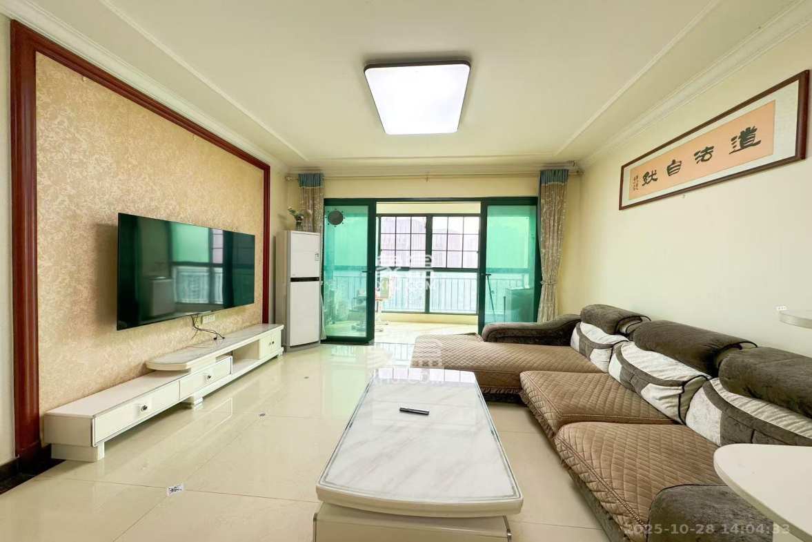 恒大翡翠华庭  3室2厅2卫    2250.0元/月 恒大翡翠华庭  3室2厅2卫    2250.0元/月室内图