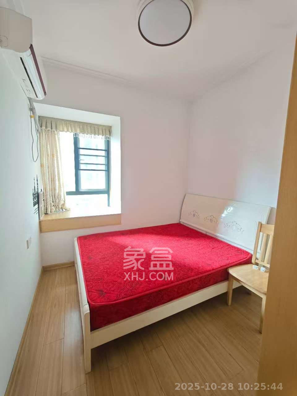 恒鑫山水卿卿  2室2厅1卫    1800.0元/月室内图