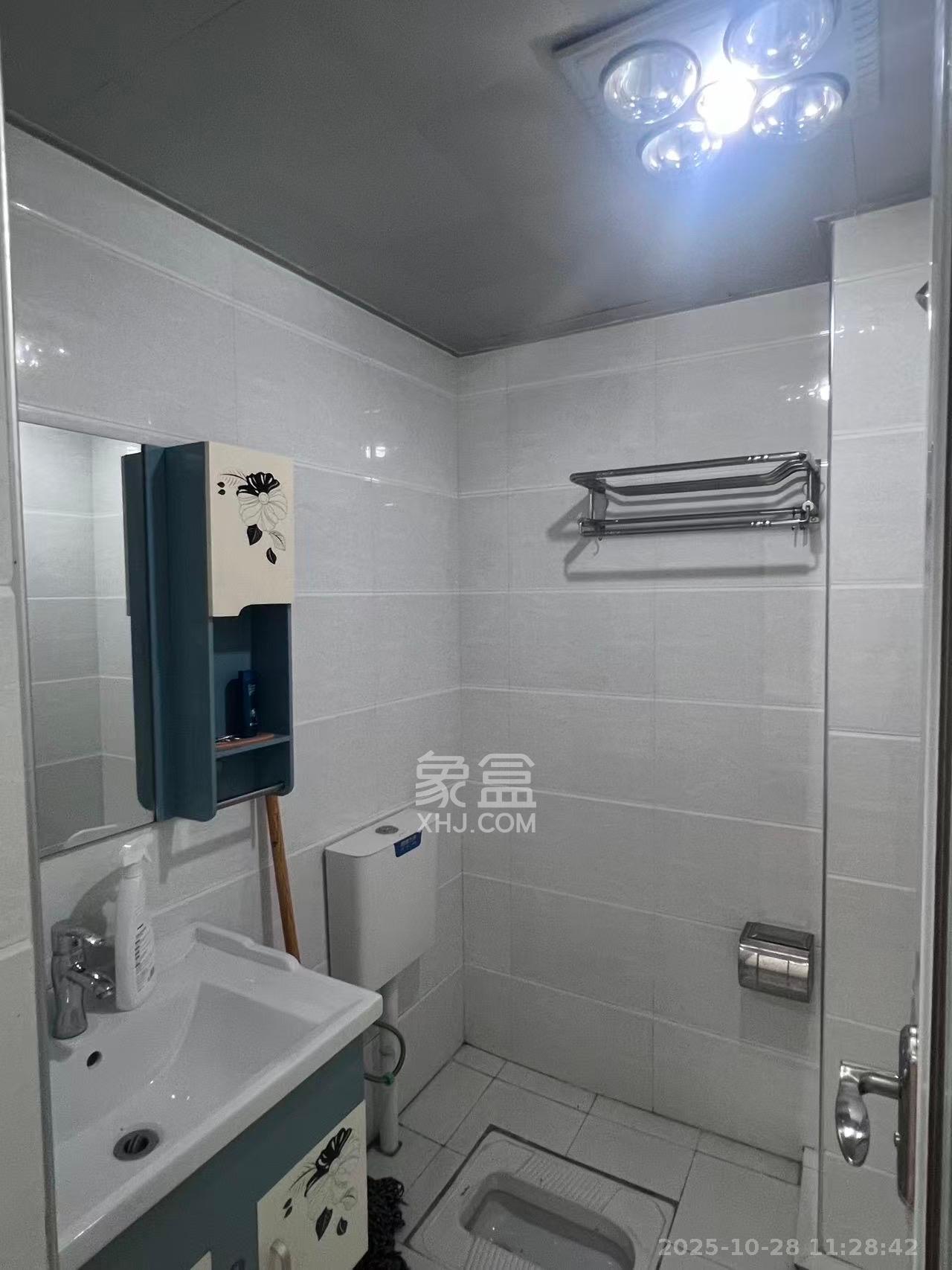 汇达国际公馆（汇达大厦）  1室1厅1卫    2000.0元/月室内图