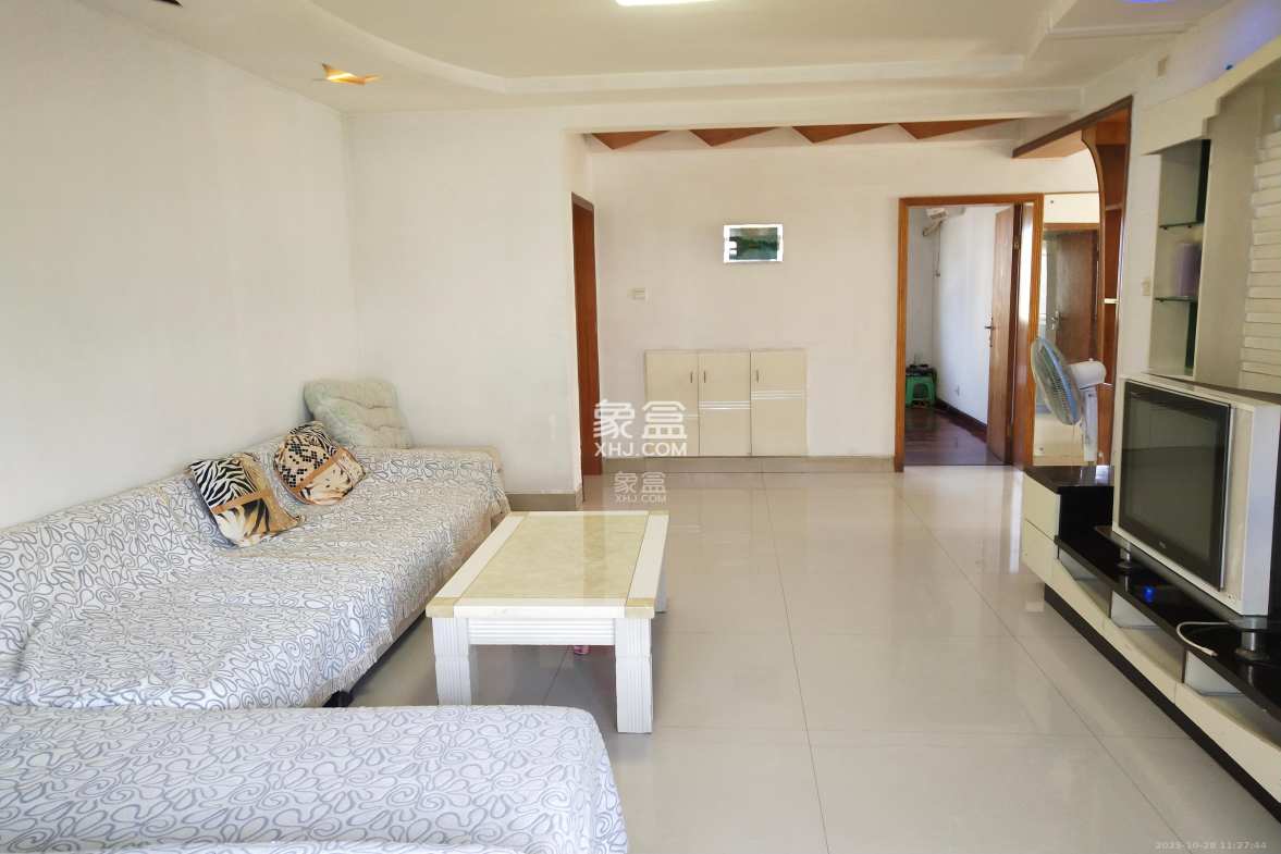 新世纪家园 2室1厅1卫 2000.0元/月 新世纪家园 2室1厅1卫 2000.0元/月室内图