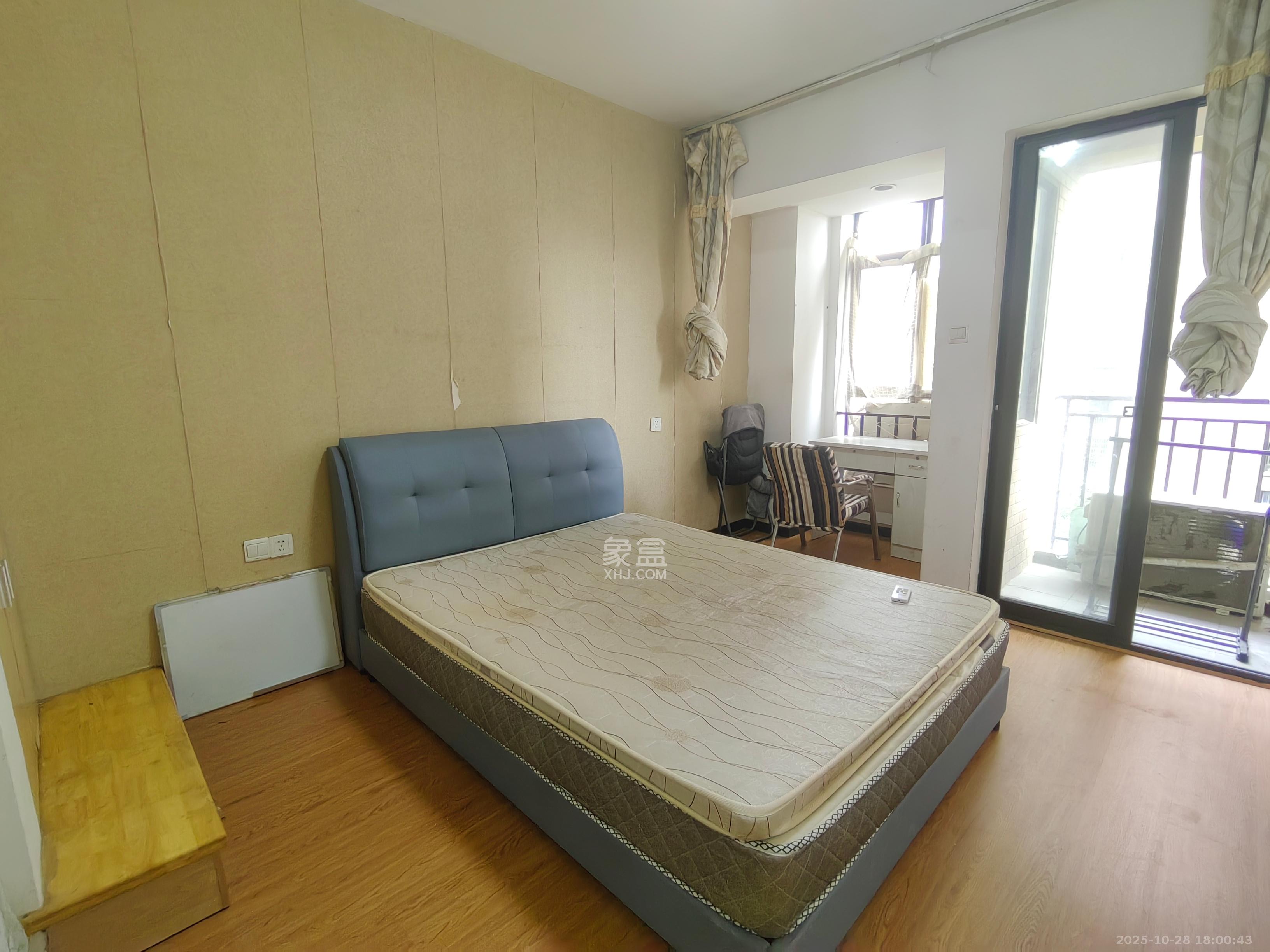 众鑫建材市场（长沙县星沙镇皮具市场）  1室1厅1卫    1500.0元/月室内图