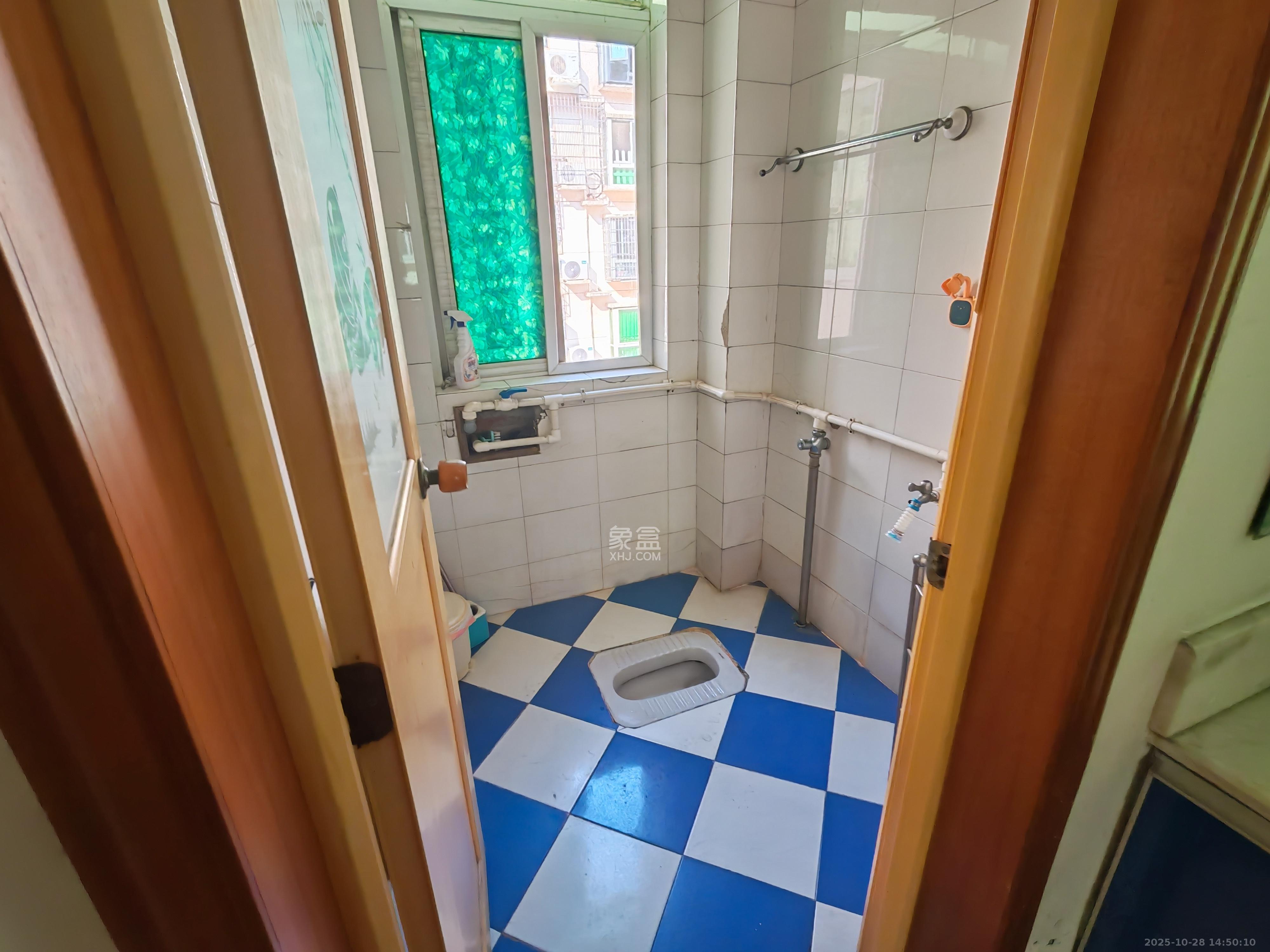 咸嘉新村嘉旺苑  2室2厅1卫    1600.0元/月室内图