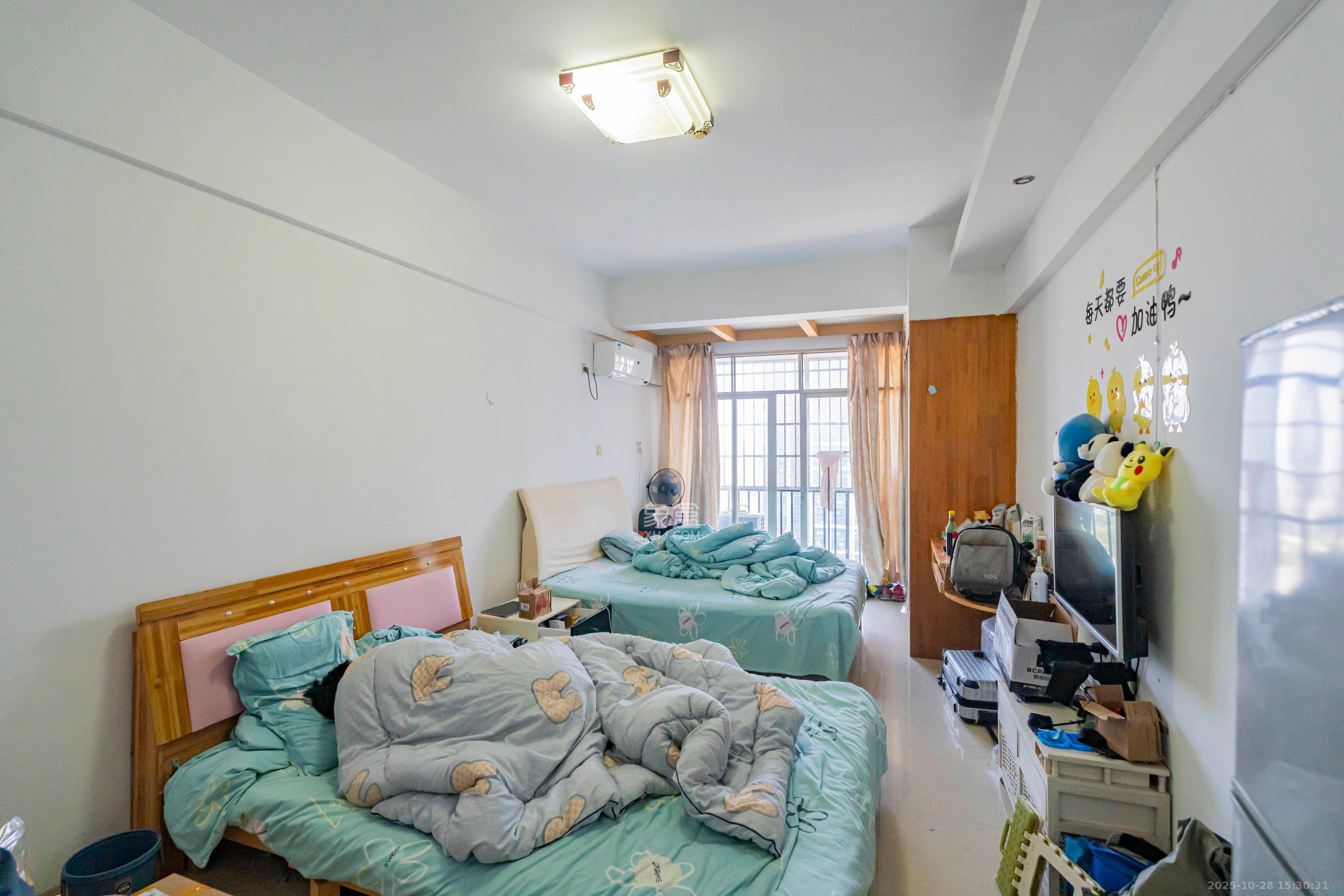 名富公寓  1室1厅1卫    21.0万卧室